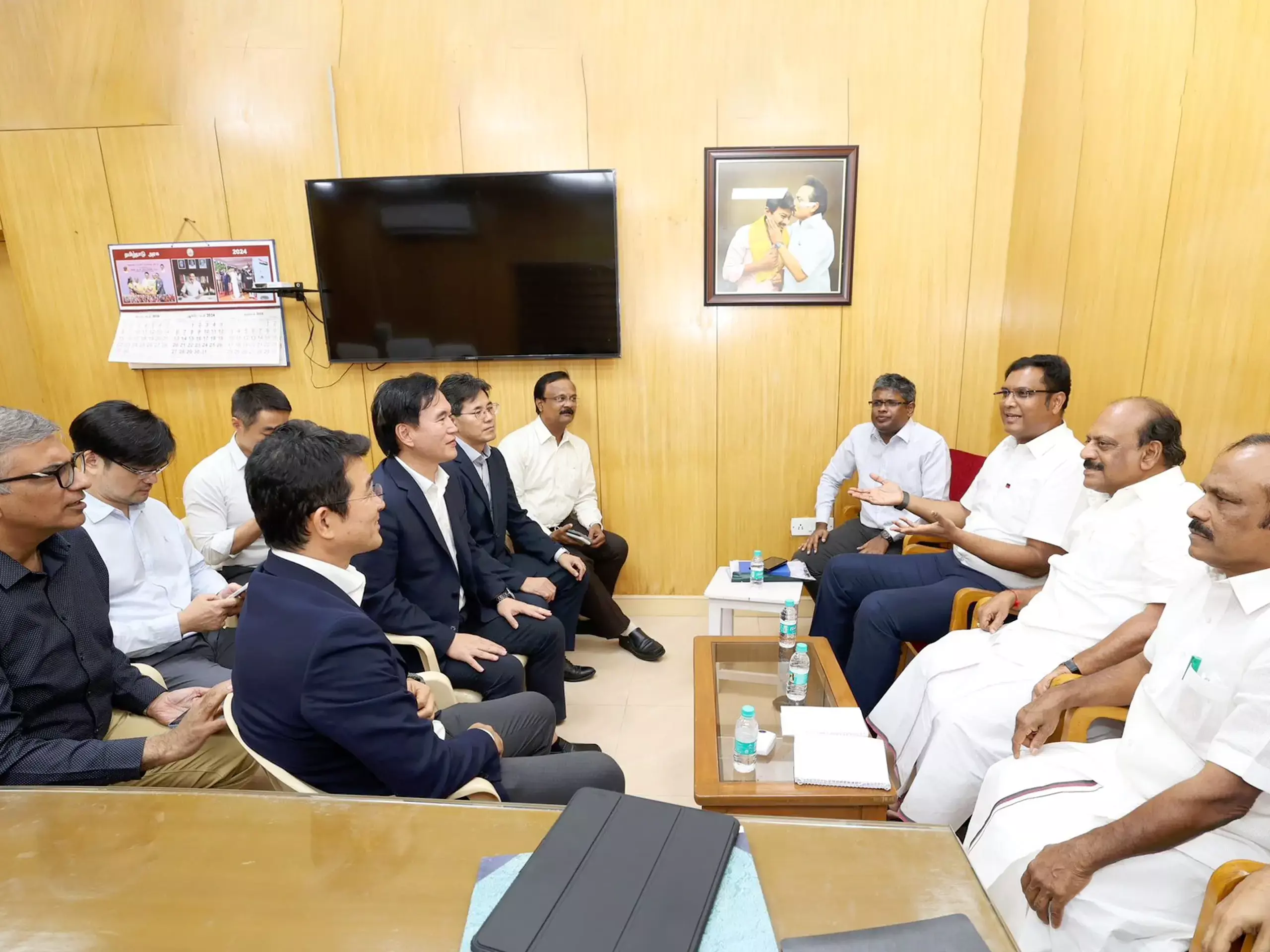 സാംസങ്ങിലെ തൊഴിലാളി സമരം ഒത്തുതീർന്നു; ആവശ്യങ്ങൾ മാനേജ്മെന്റ് അംഗീകരിച്ചു