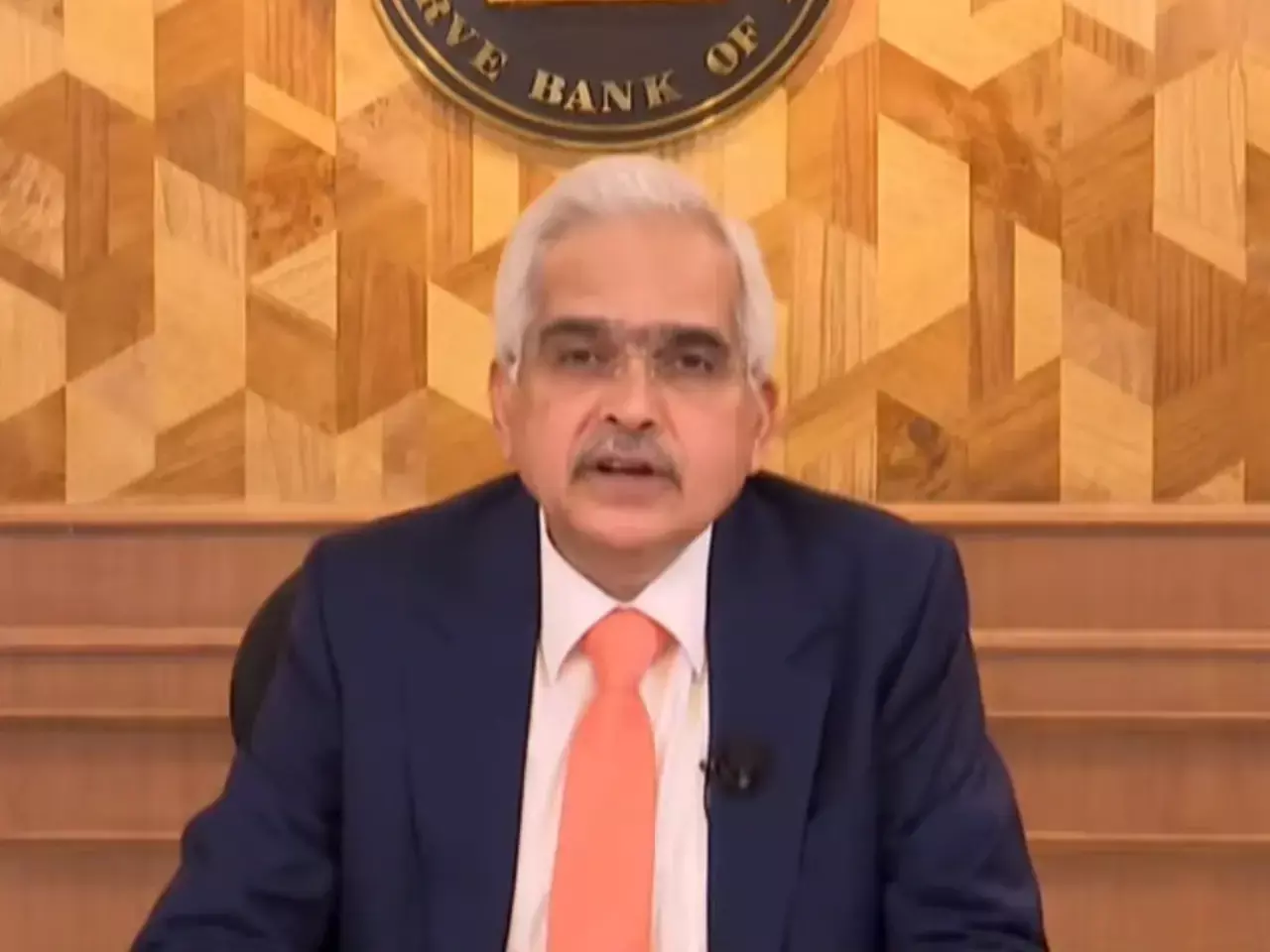 rate remained unchanged for the 10th consecutive time