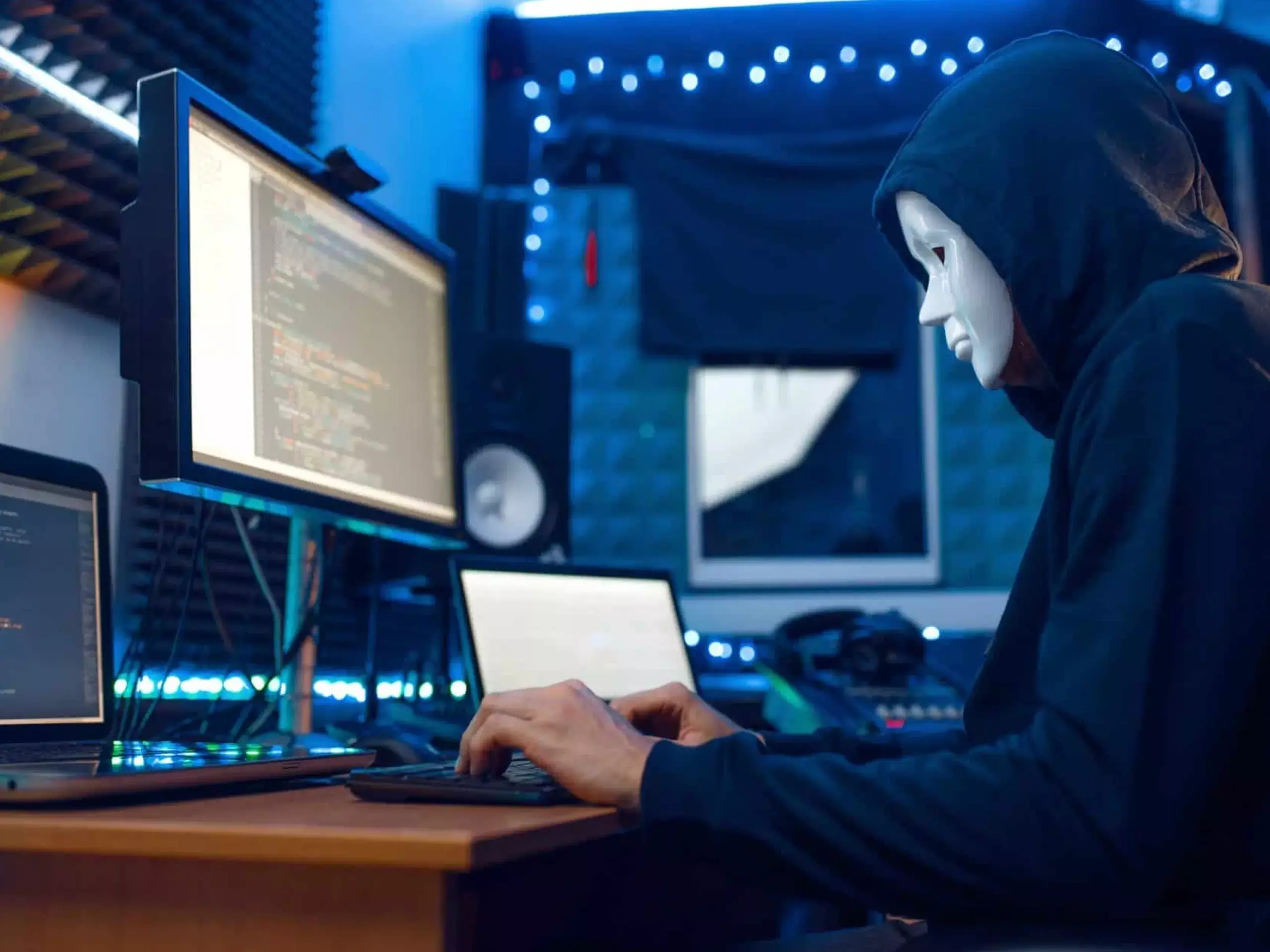 ഓൺലൈൻ സാമ്പത്തിക തട്ടിപ്പ്: ഇരയായാല്‍ 1 മണിക്കൂറിനകം അറിയിക്കണമെന്ന് പോലീസ്