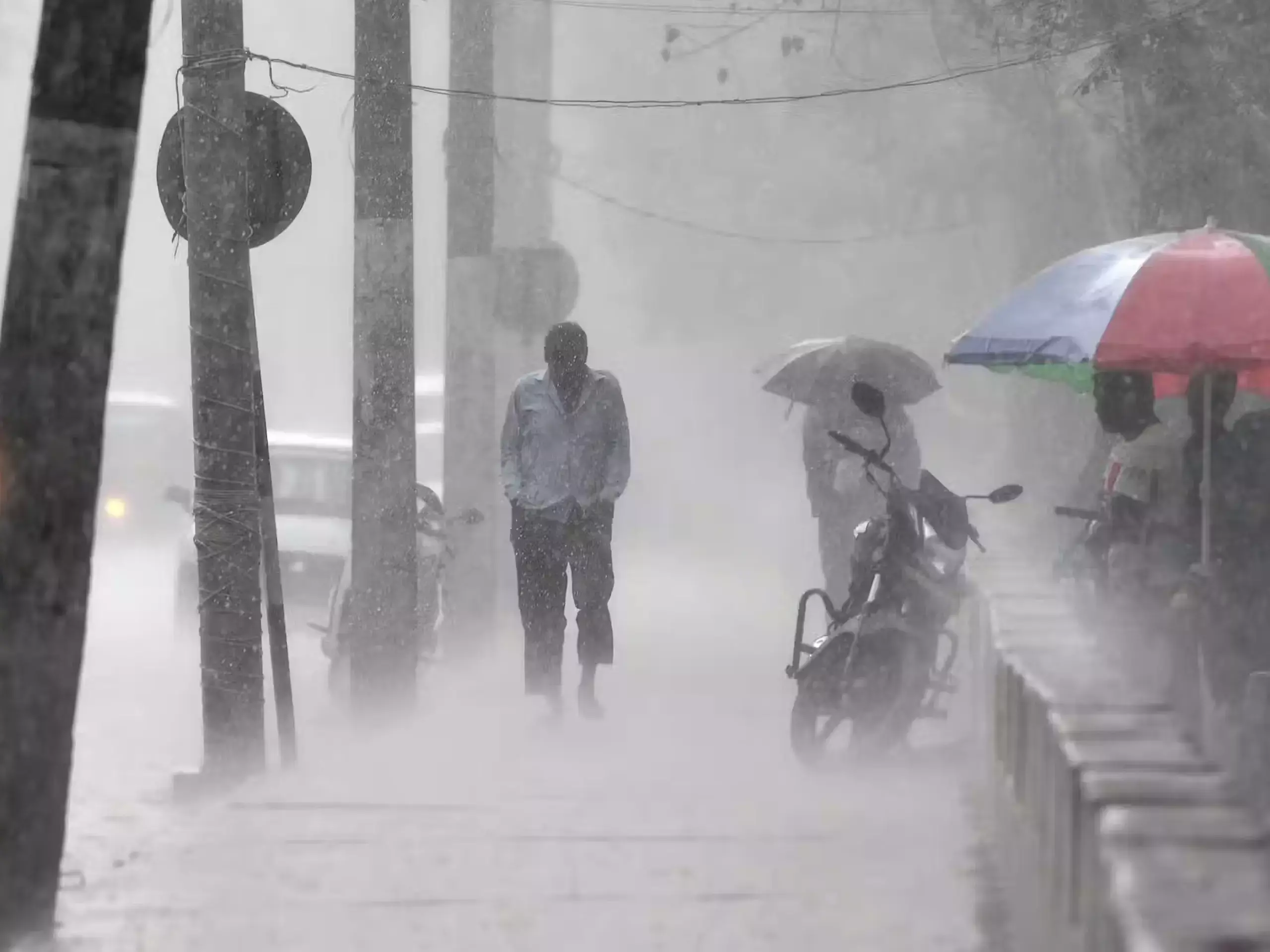 Heavy Rains Lash South India