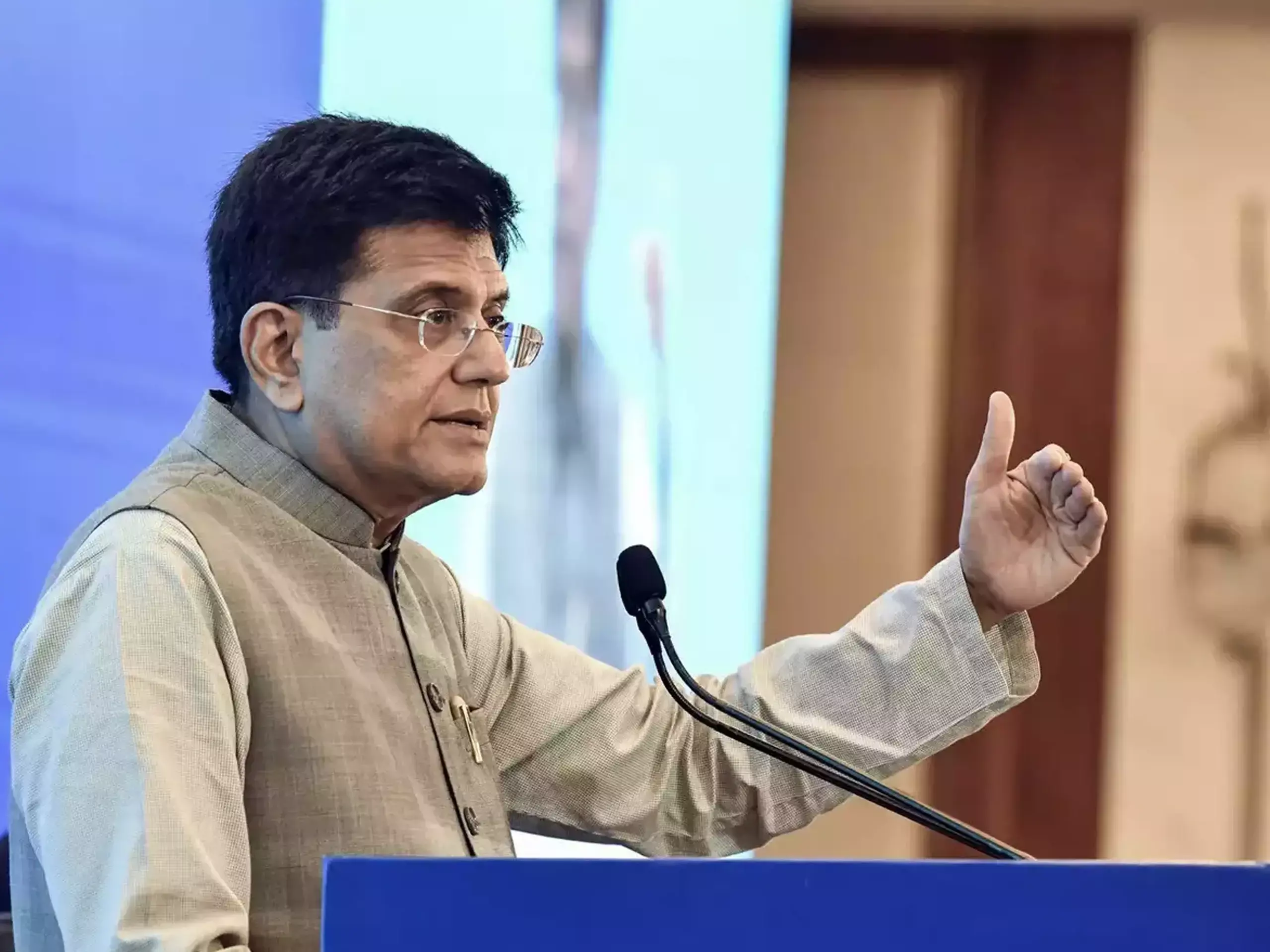 ആര്‍ബിഐ പലിശനിരക്ക് കുറക്കണമെന്ന് ഗോയല്‍