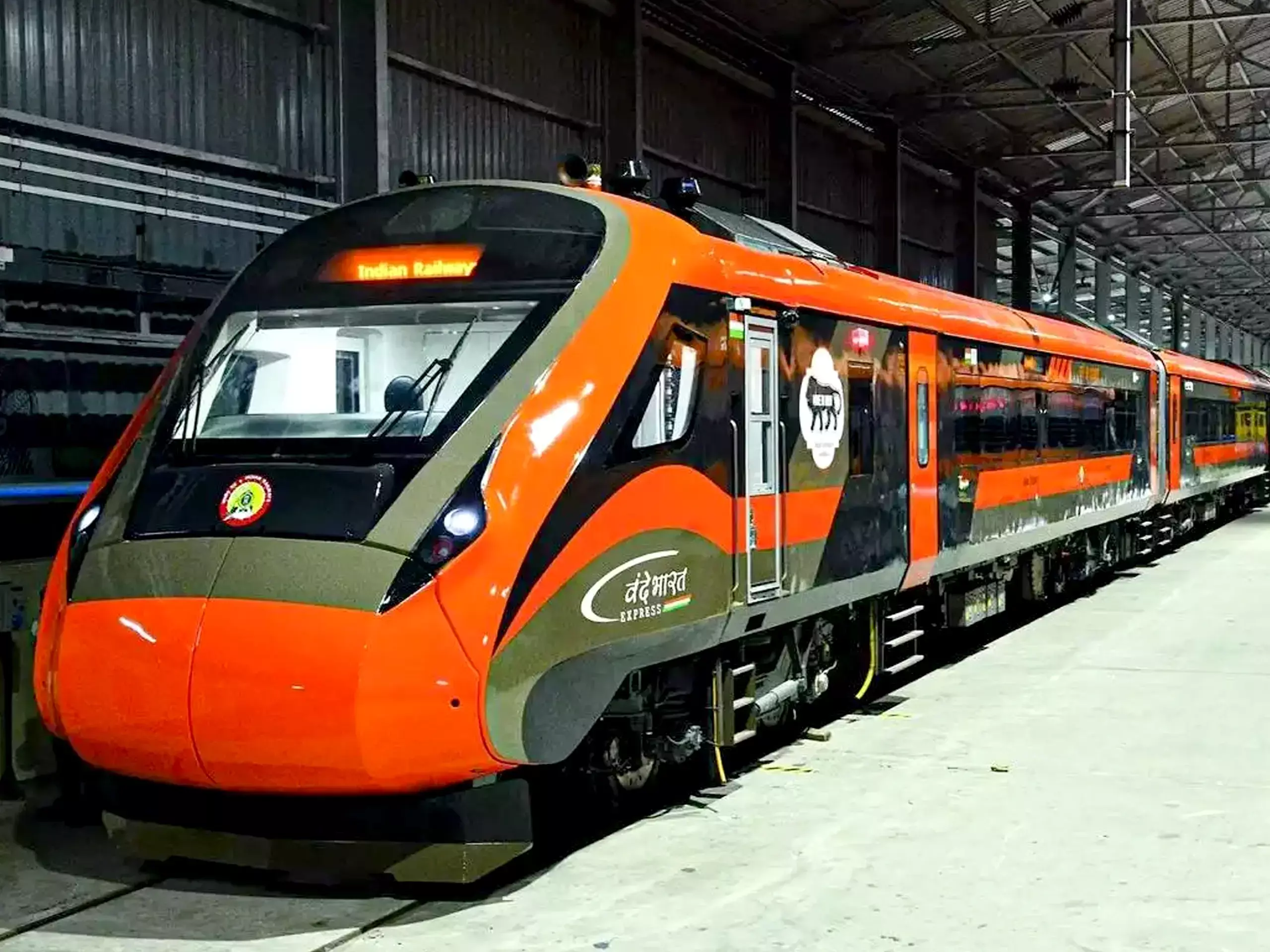 എട്ടിന് പകരം 20 കോച്ചുകൾ, കേരളത്തിലേക്ക് പുതിയ വന്ദേഭാരത്