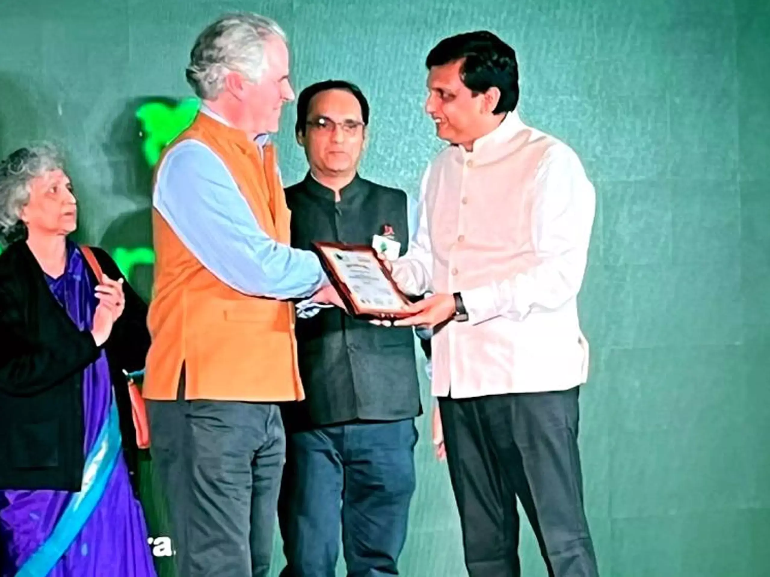 കേരള ടൂറിസം വീണ്ടും പുരസ്കാര നിറവിൽ, സാങ്ച്വറി ഏഷ്യ അവാർഡ് മന്ത്രി മുഹമ്മദ് റിയാസ് ഏറ്റുവാങ്ങി