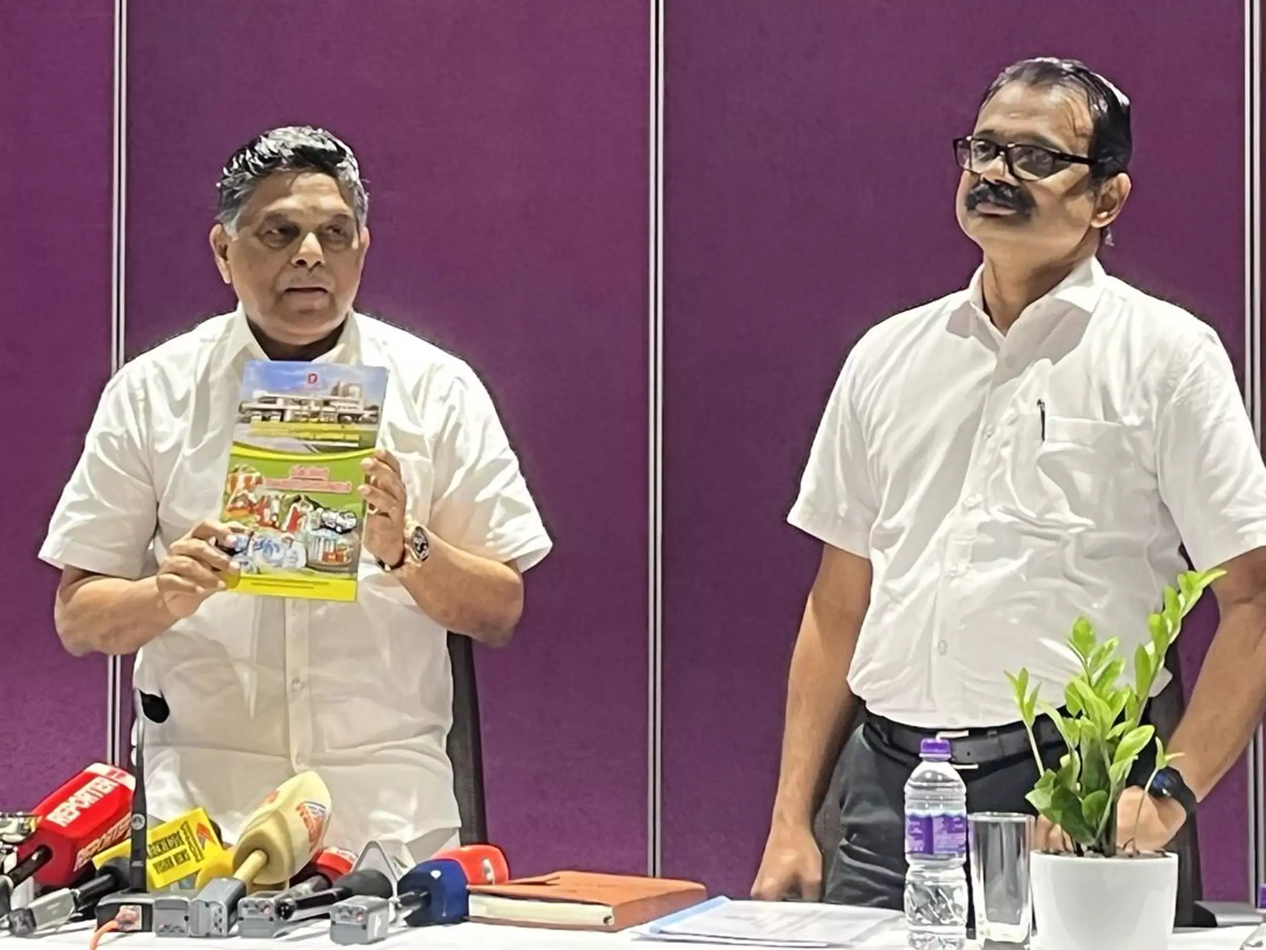 കോർപറേറ്റുകളുടെ പോക്കറ്റ് കീറുമോ? പാൽപ്പൊടി നിർമാണ രംഗത്തേക്ക്‌ ചുവടുവച്ച്‌ മിൽമ