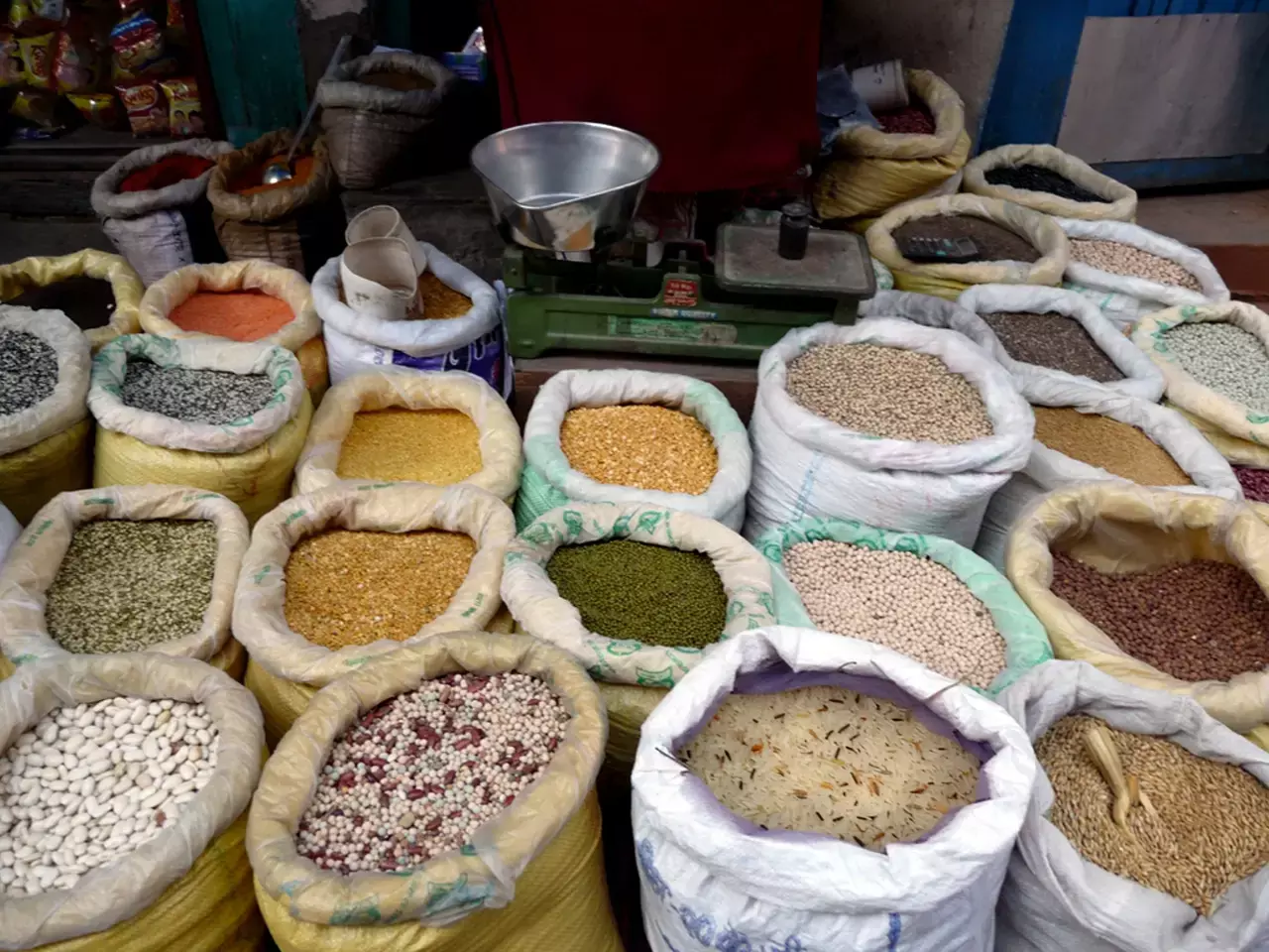 holiday trade ban on seven agricultural products extended