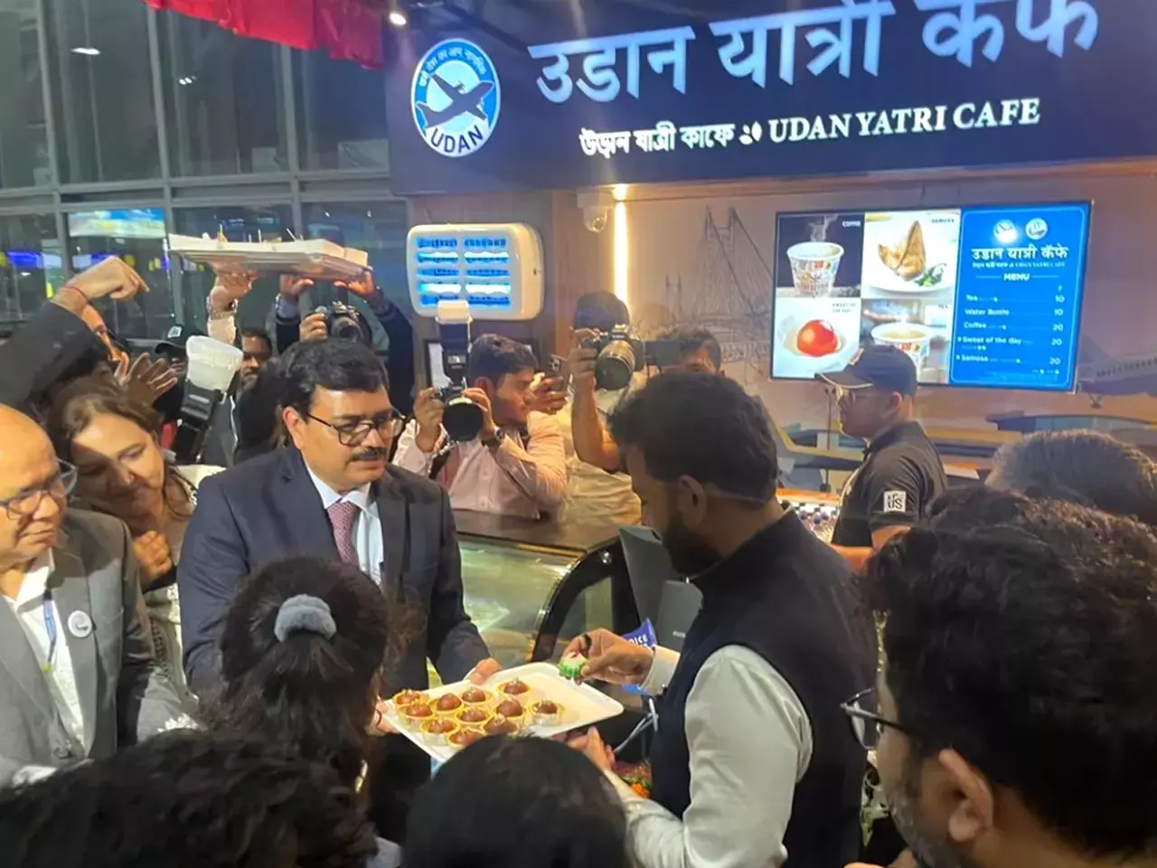 first udaan yatri cafe opens