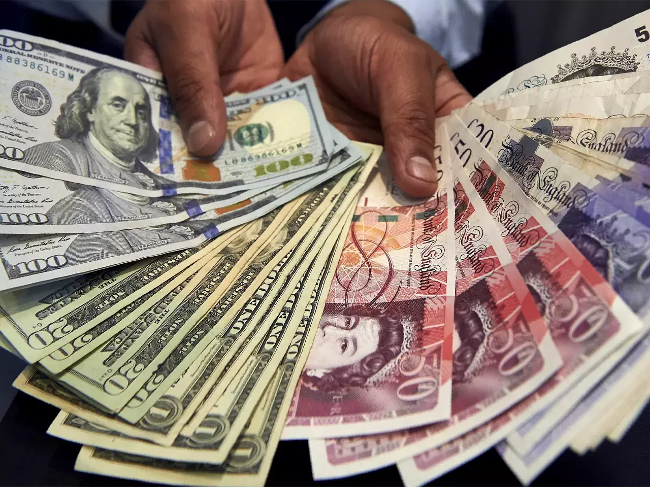 foreign exchange reserves continue to decline