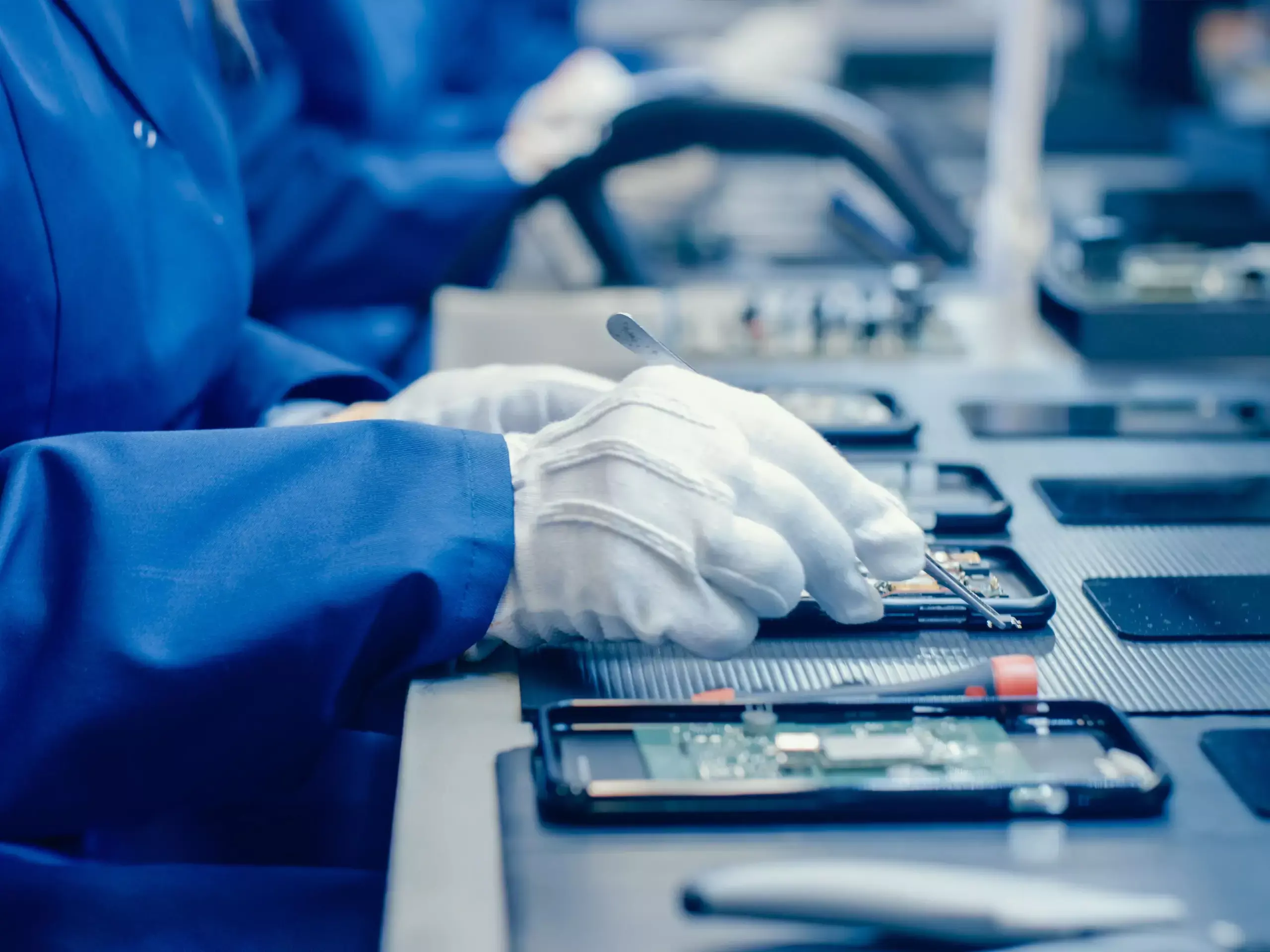 മൊബൈല്‍ നിര്‍മാണം; ഡിമാന്‍ഡ് കുറയുന്നത് തിരിച്ചടിയാകുന്നു