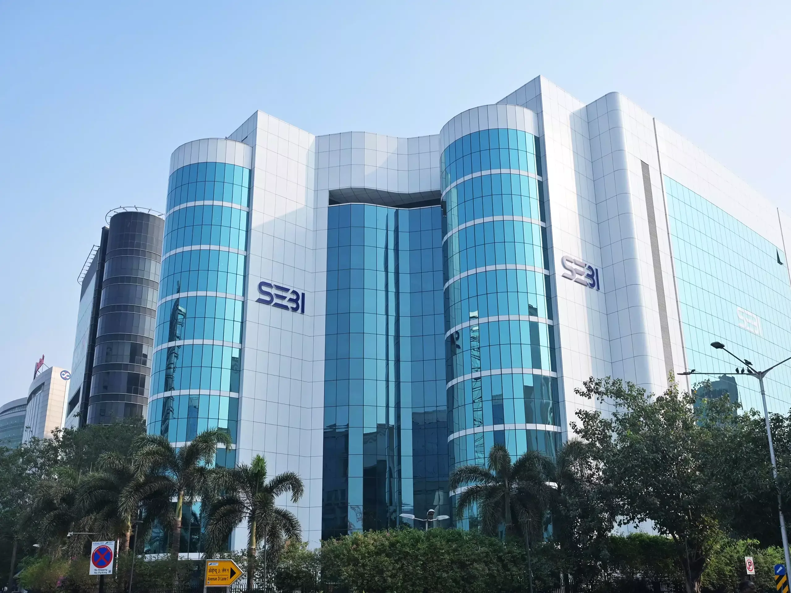 മ്യൂച്വല്‍ ഫണ്ട് നോമിനേഷന്‍ പരിഷ്‌ക്കരിച്ചു