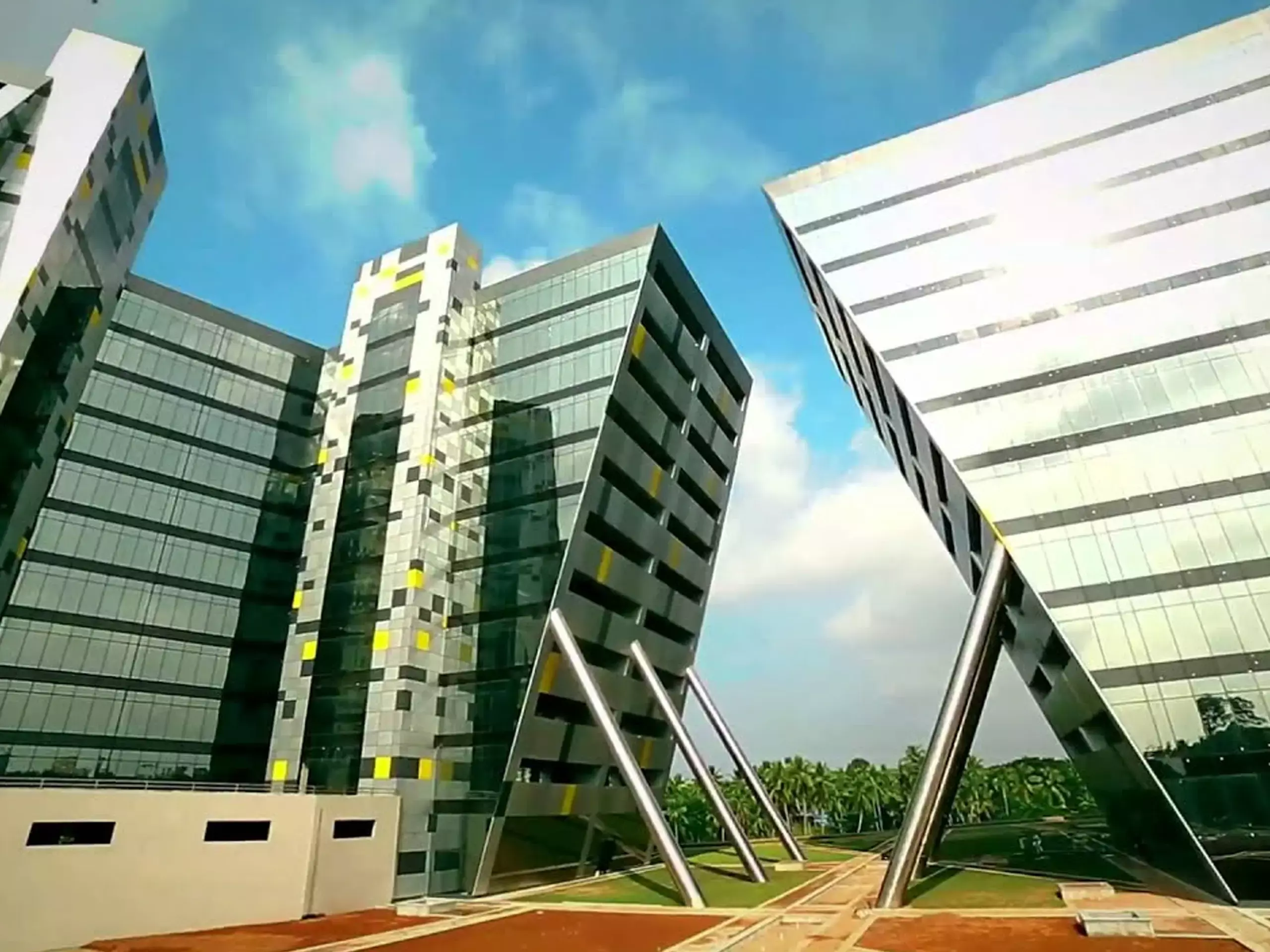 ടെക്നോപാര്‍ക്കില്‍ പുതിയ വേള്‍ഡ് ട്രേഡ് സെന്റര്‍: ധാരണാപത്രം ഒപ്പിട്ടു