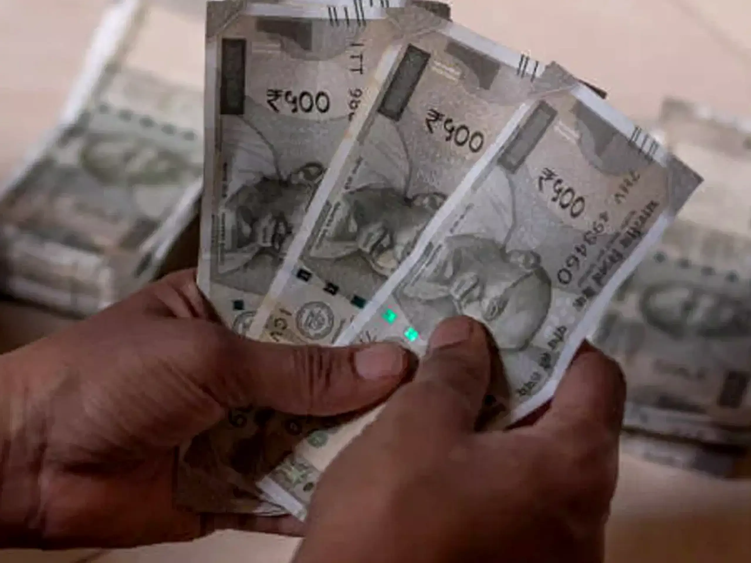 സാമ്പത്തിക നിയന്ത്രണത്തിലും മൂലധന നിക്ഷേപത്തിലും ശ്രദ്ധ കേന്ദ്രീകരിക്കും സാമ്പത്തിക നിയന്ത്രണത്തിലും മൂലധന നിക്ഷേപത്തിലും ശ്രദ്ധ കേന്ദ്രീകരിക്കും