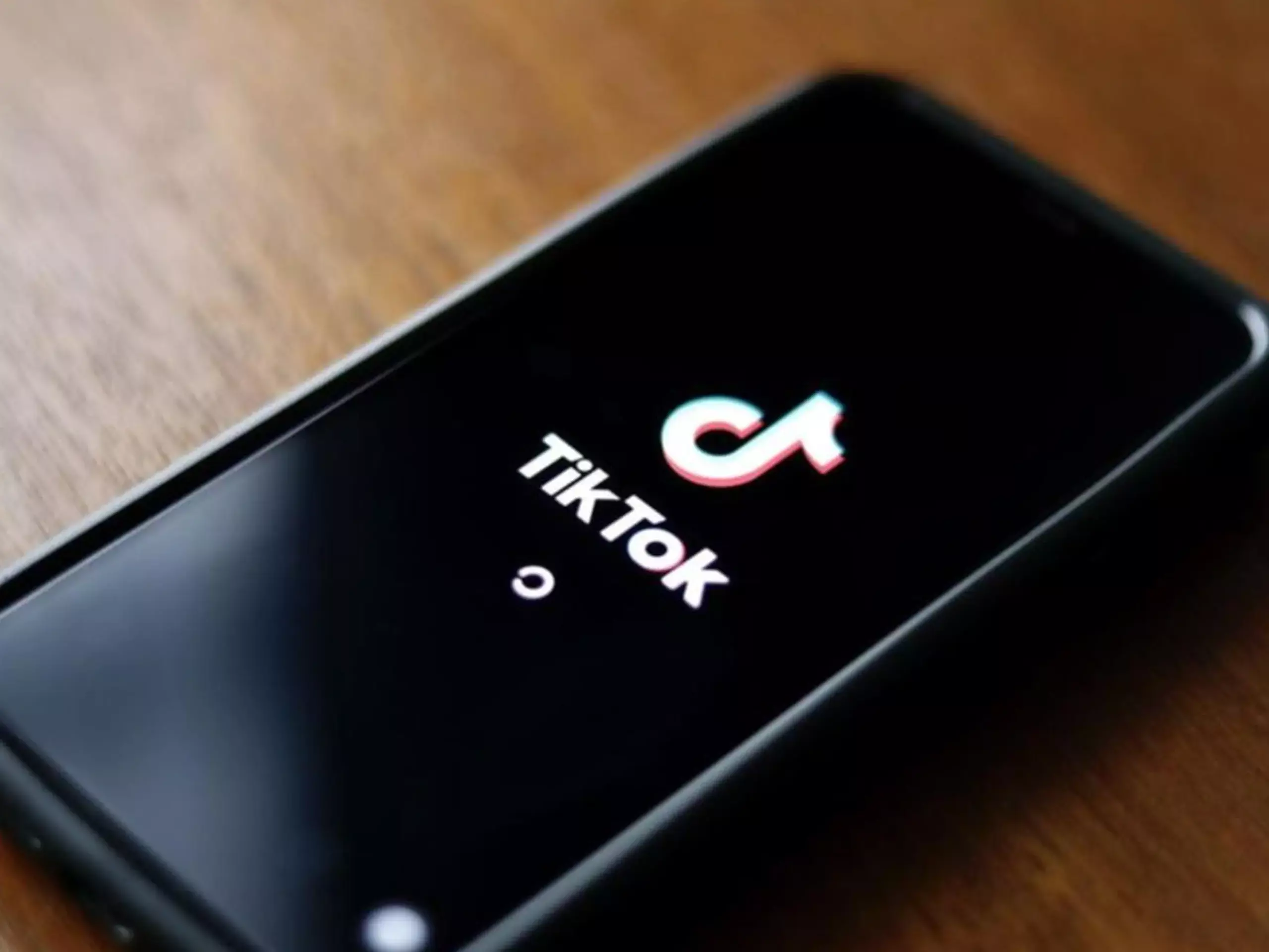 ടിക് ടോക്ക്: ആഗോള പ്രവര്‍ത്തനങ്ങള്‍   ഏറ്റെടുക്കാന്‍ ഒറാക്കിളും മൈക്രോസോഫ്റ്റും