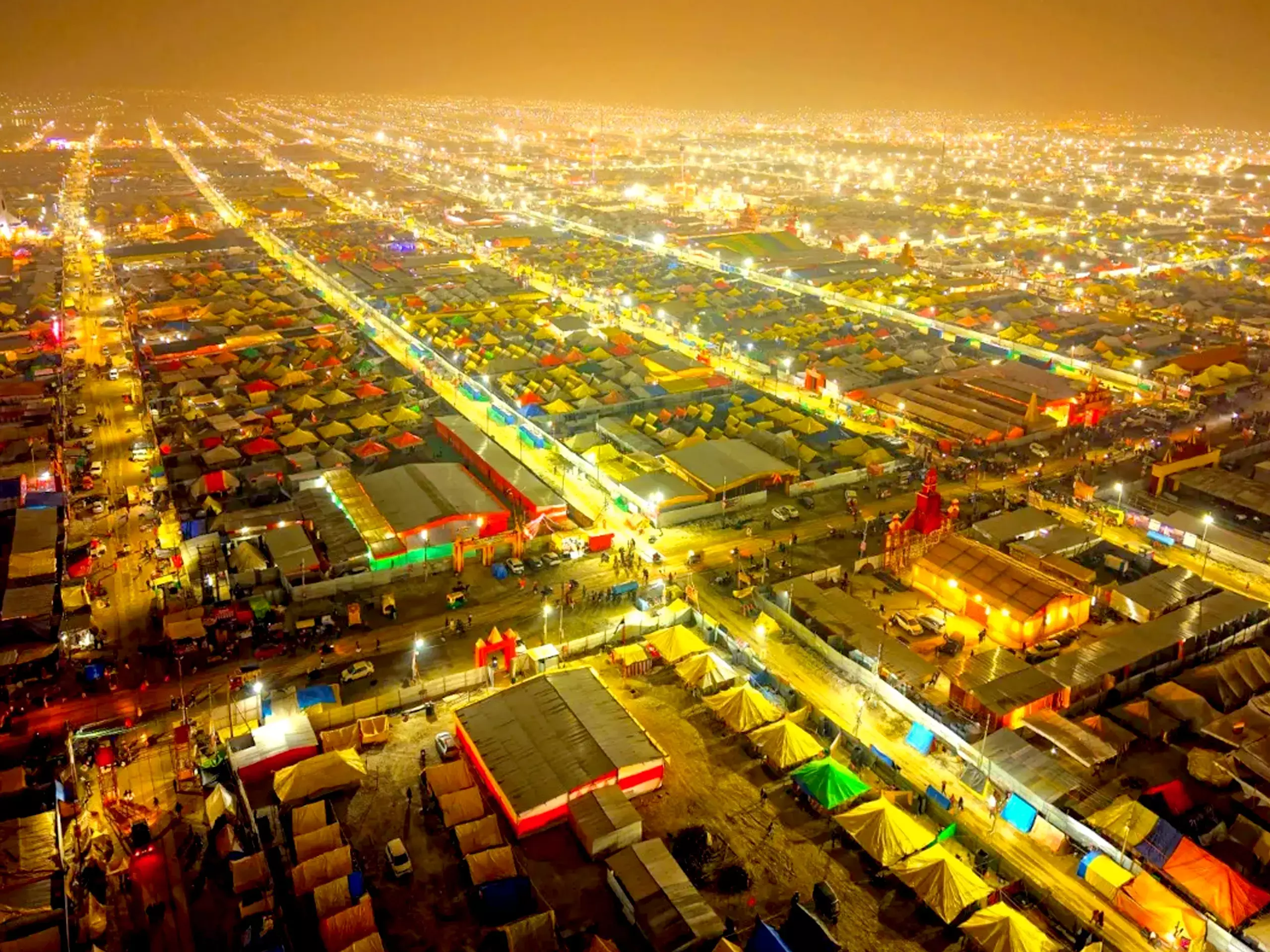 മഹാകുംഭമേള: വിമാന നിരക്ക്   യുക്തിസഹമാക്കുമെന്ന് സര്‍ക്കാര്‍