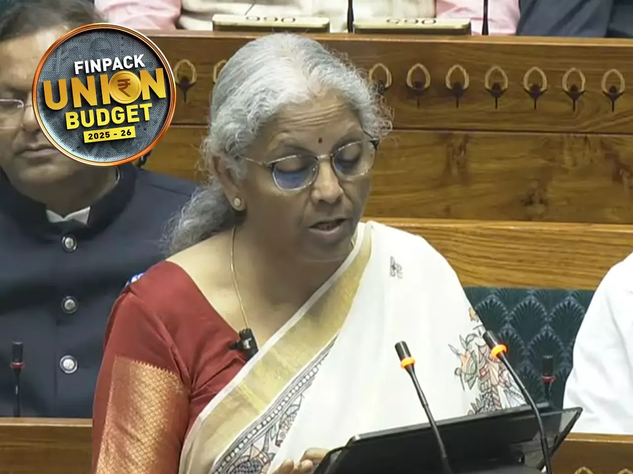 ആദായ നികുതി പരിധി 12 ലക്ഷമാക്കി ഉയർത്തി