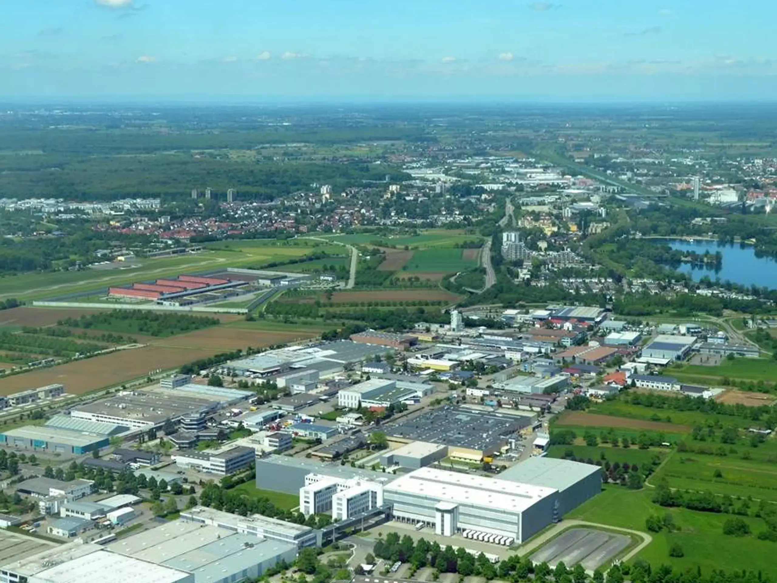 3 കോടി വരെ സർക്കാർ സഹായം; സ്വകാര്യ വ്യവസായ എസ്റ്റേറ്റുകൾക്ക് അപേക്ഷ ക്ഷണിച്ചു