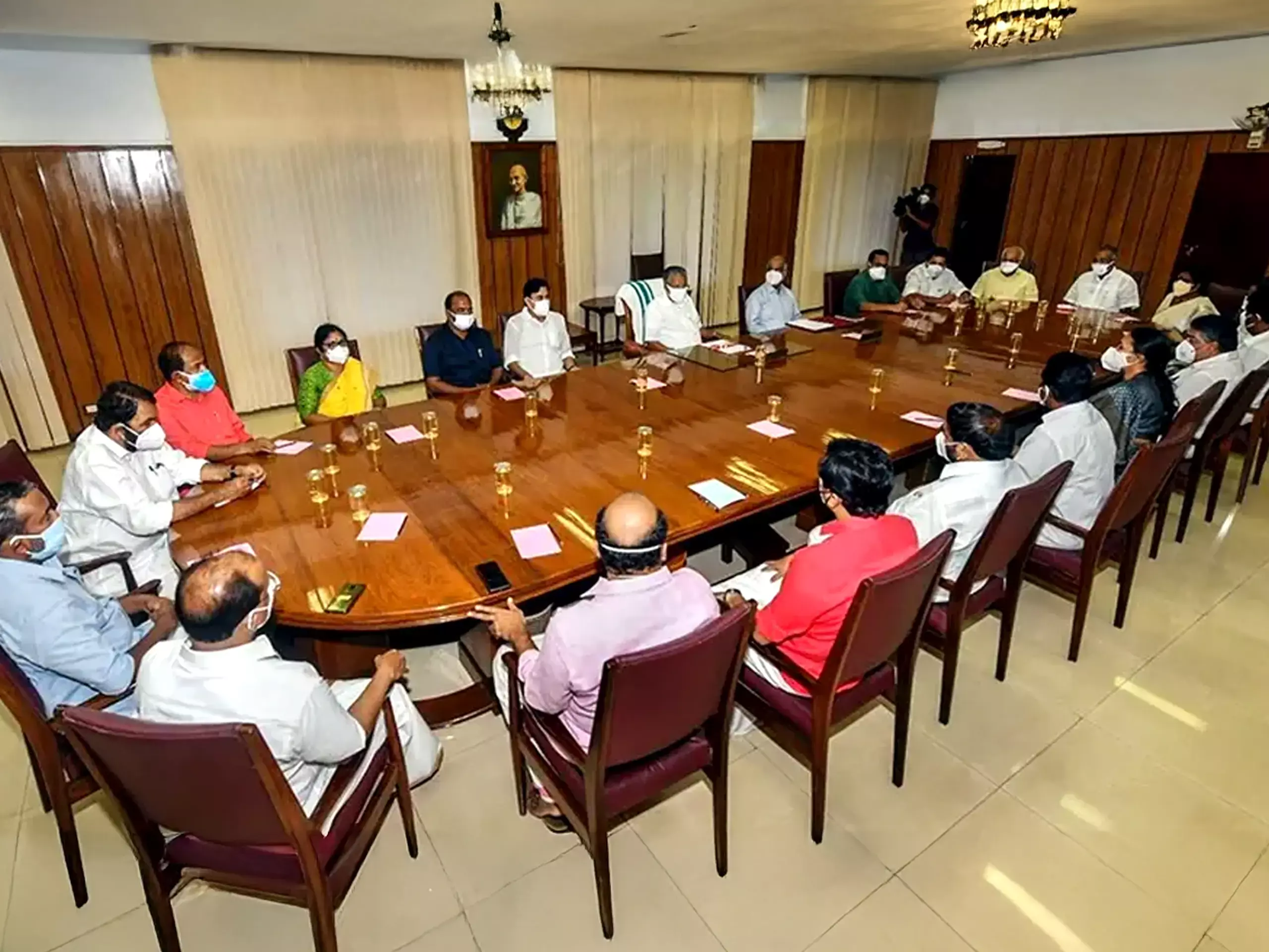 സ്വകാര്യ സര്‍വകലാശാല; കരട് ബില്ലിന് മന്ത്രിസഭയുടെ അംഗീകാരം