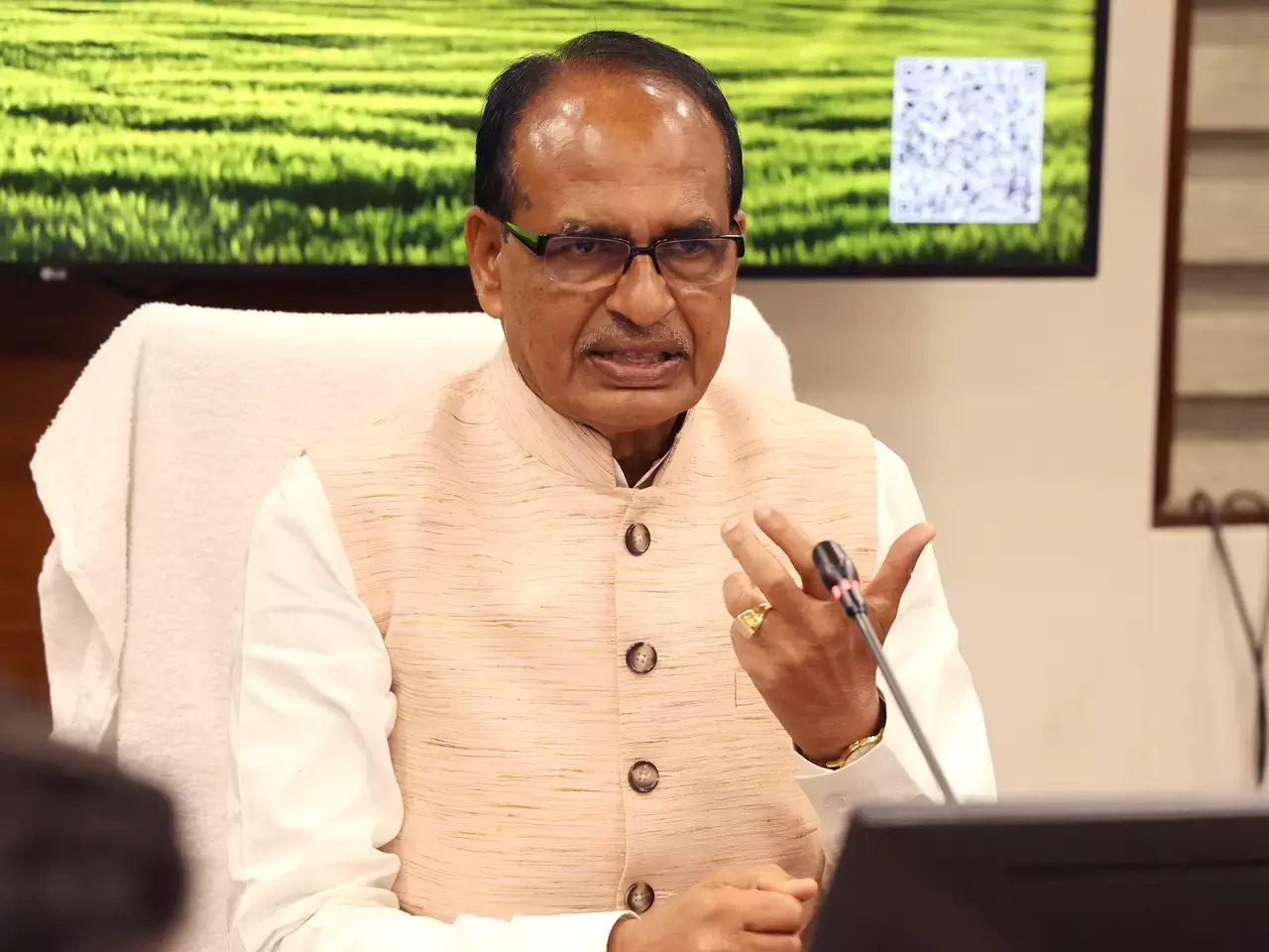 chouhan says national committee to be formed to promote natural farming