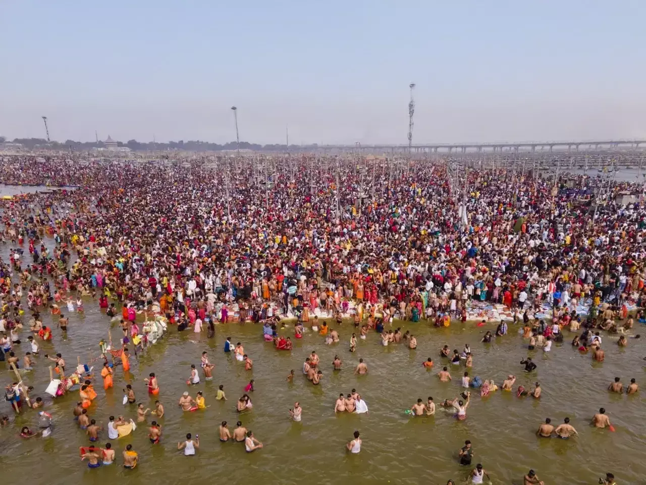 mahakumbh mela, huge crowd for the final bath