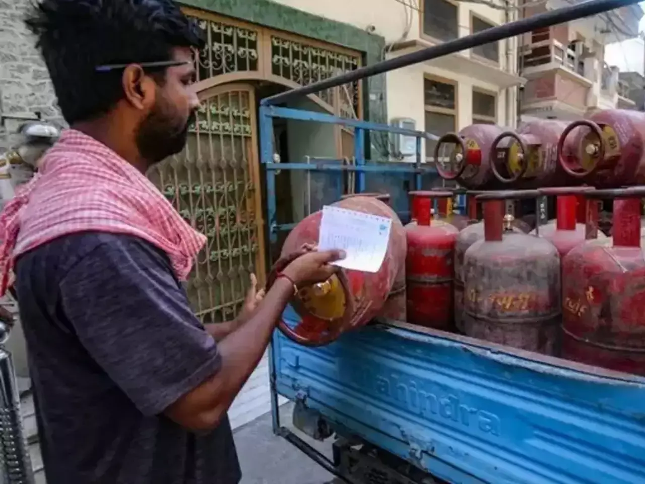prices of cooking gas cylinders for commercial use increased