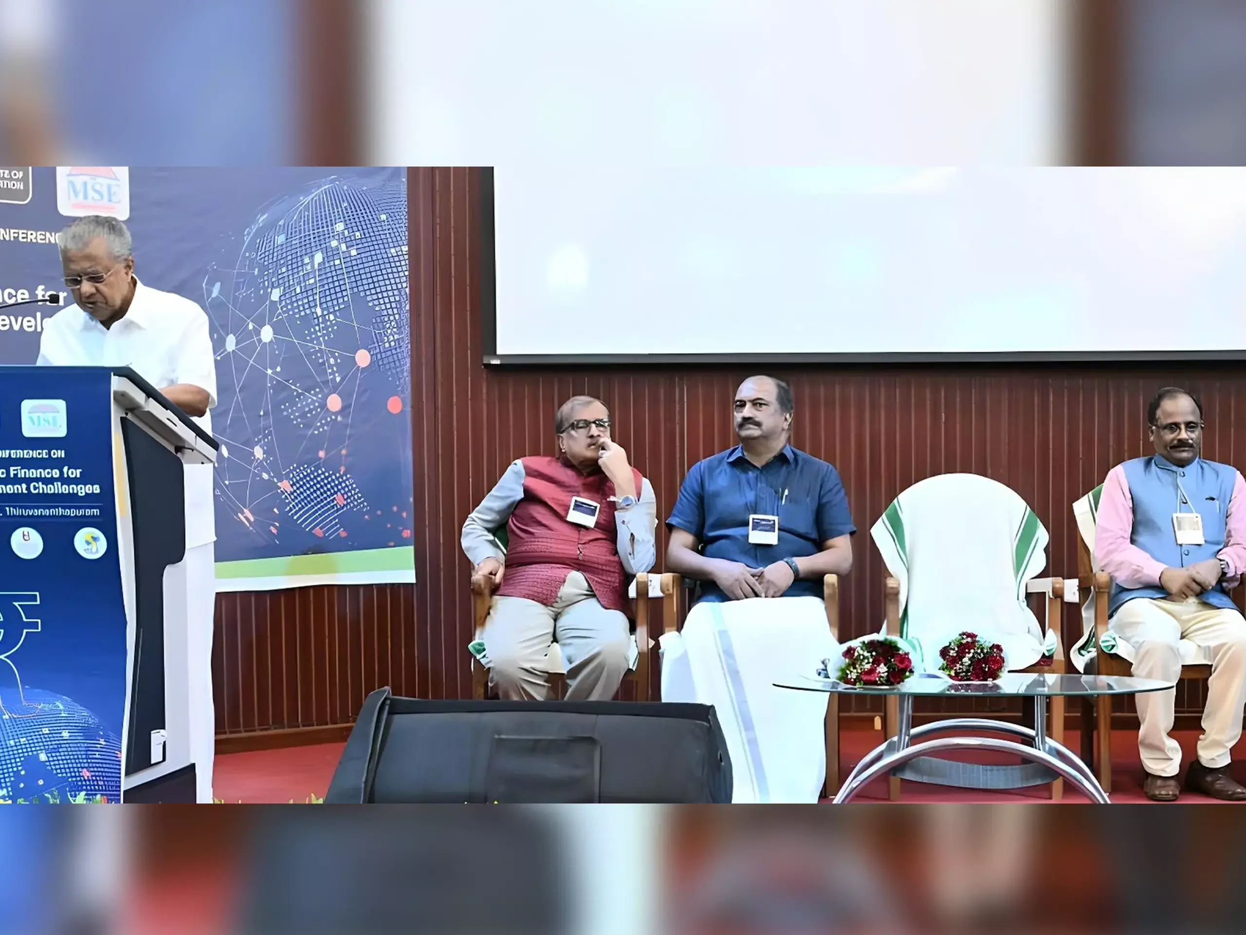 ഇന്ത്യയുടെ ധനകാര്യ ഫെഡറലിസം   നിര്‍ണായക വഴിത്തിരിവില്‍: മുഖ്യമന്ത്രി