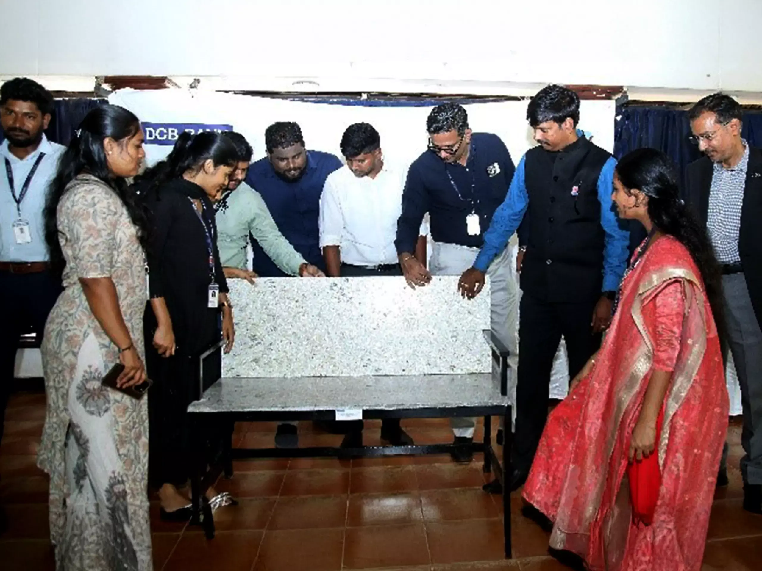 പാർക്കുകളിൽ റീസൈക്കിൾ പ്ലാസ്റ്റിക് ബെഞ്ചുകൾ സ്ഥാപിച്ച് ഡിസിബി ബാങ്ക്