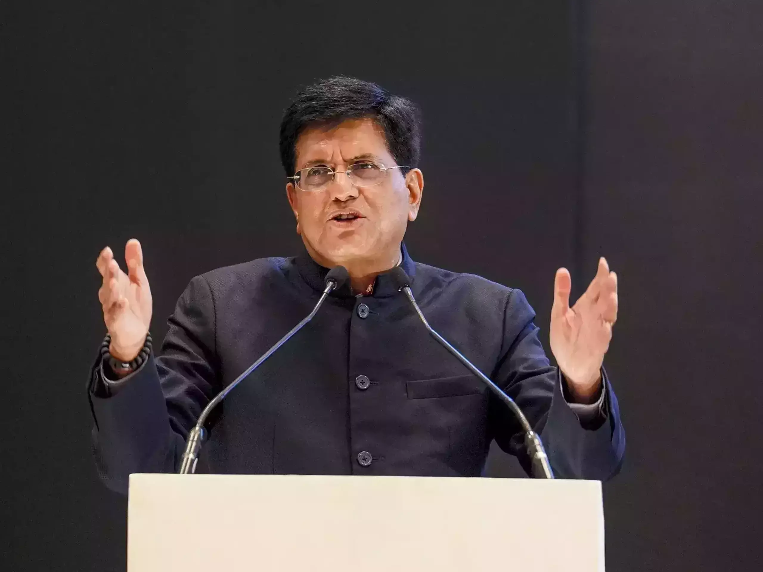 ഇന്ത്യ-ഖത്തര്‍ ഉഭയകക്ഷി വ്യാപാരം   ഇരട്ടിയാകുമെന്ന് ഗോയല്‍