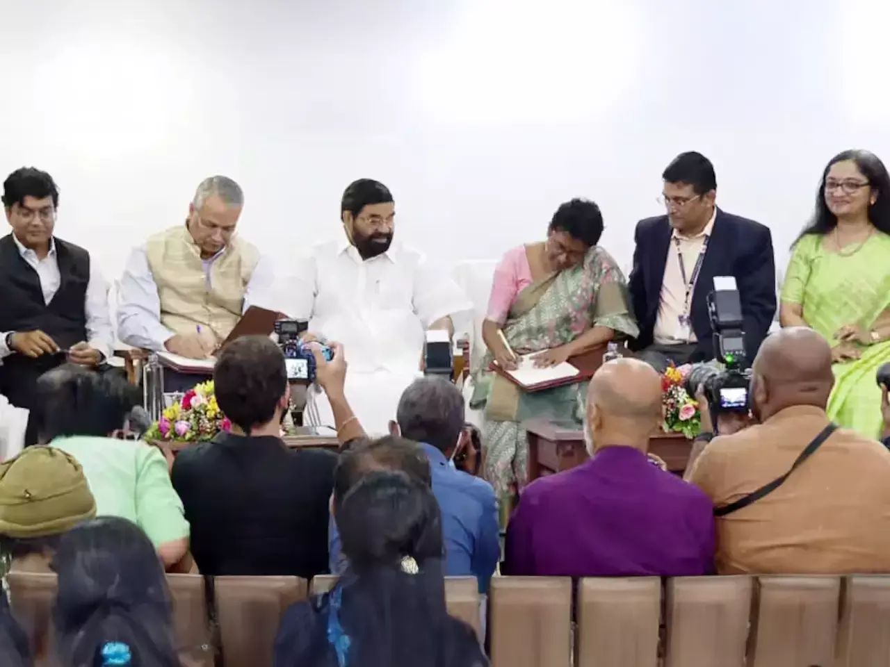 vizhinjam vgf agreement signed