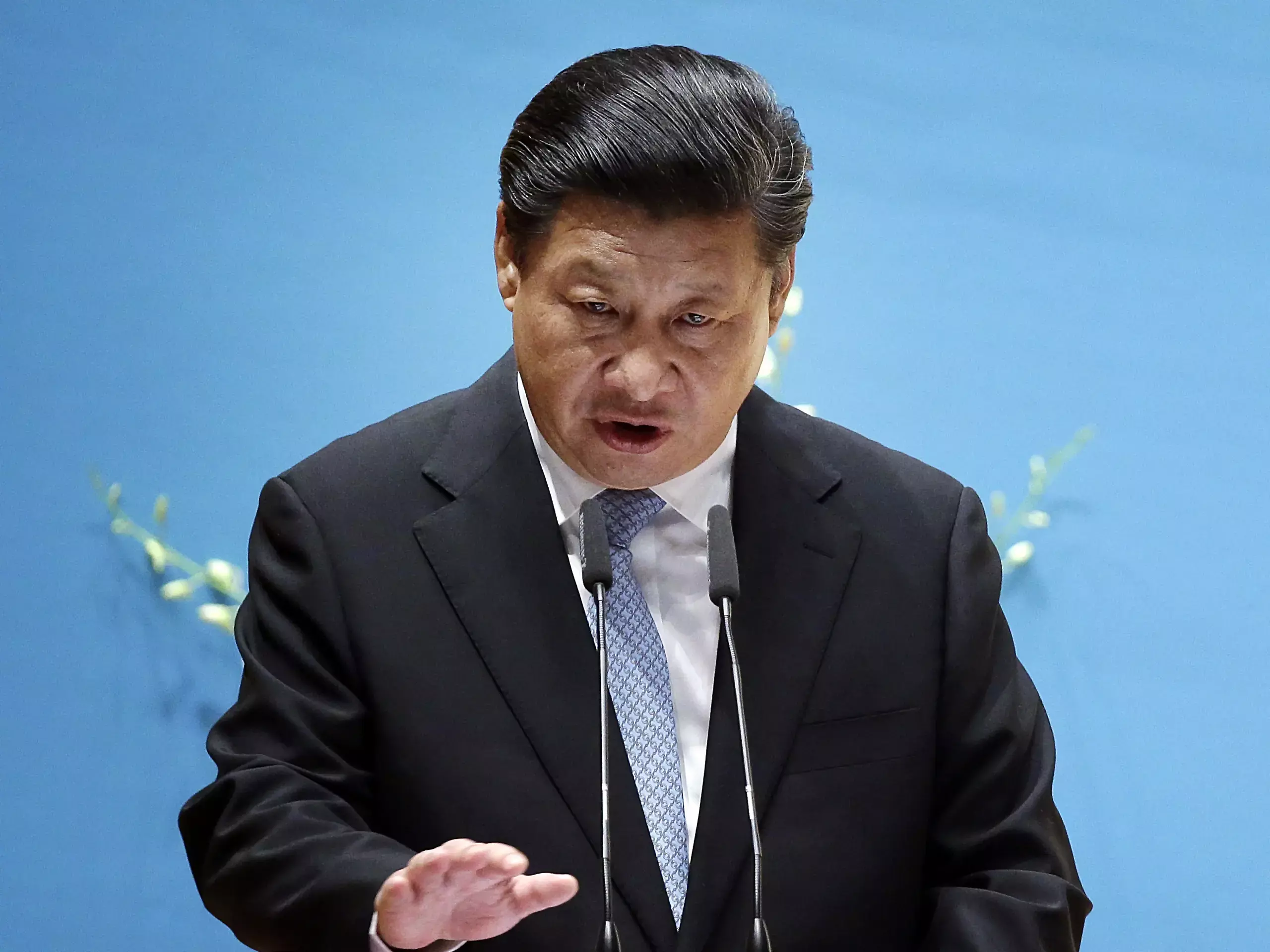 ഷി ജിന്‍പിംഗ് പുറത്തേക്കോ? അധികാരം  ക്രമേണ കൈമാറുന്നതായി റിപ്പോര്‍ട്ട്