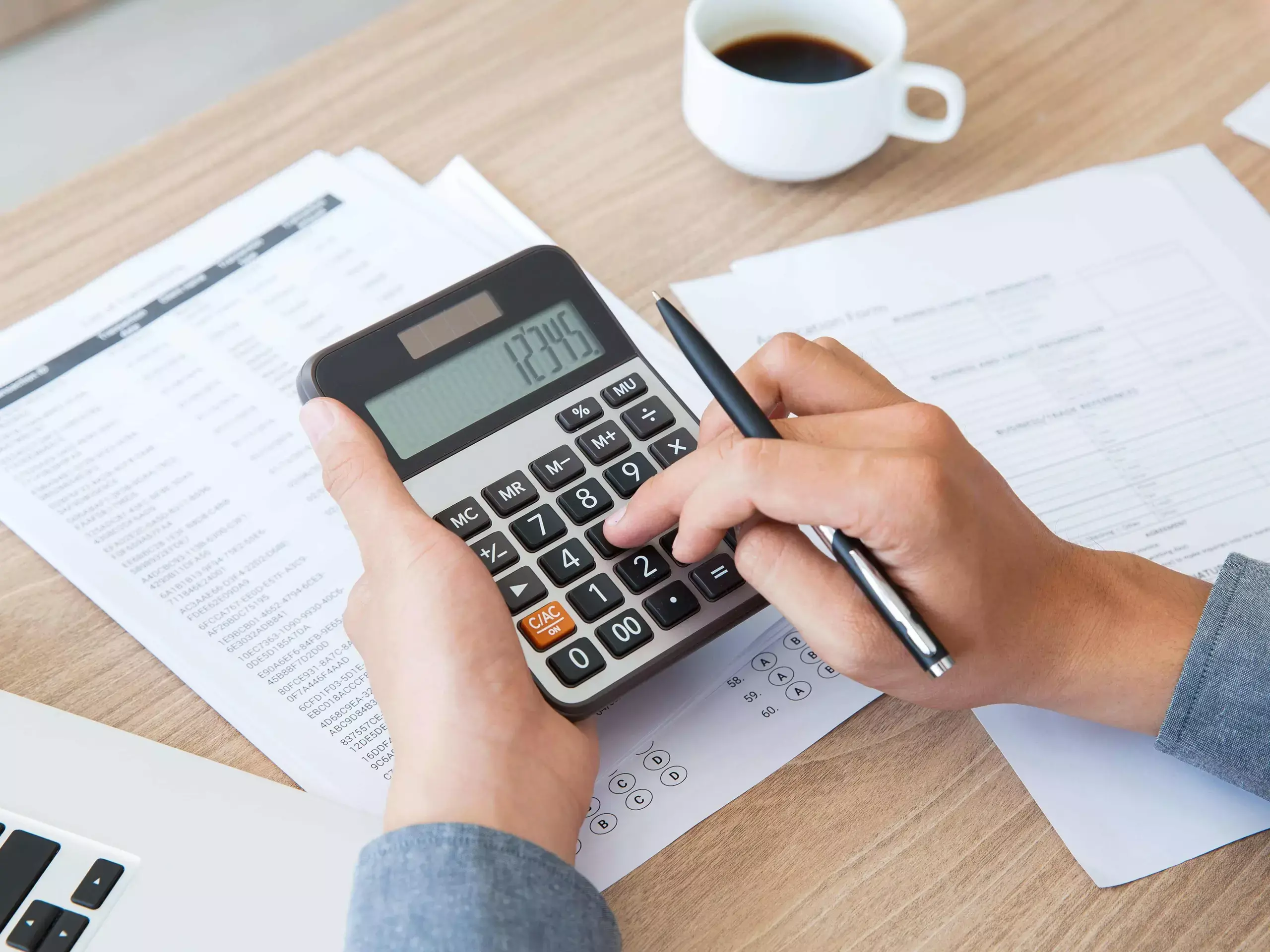 അക്കൗണ്ടിങ് കരിയറിന് എങ്ങനെ തുടക്കം കുറിക്കാം?