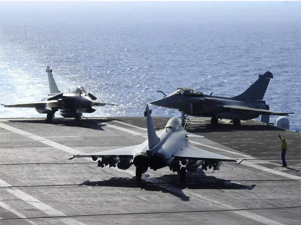 rafale deal signed with france for navy