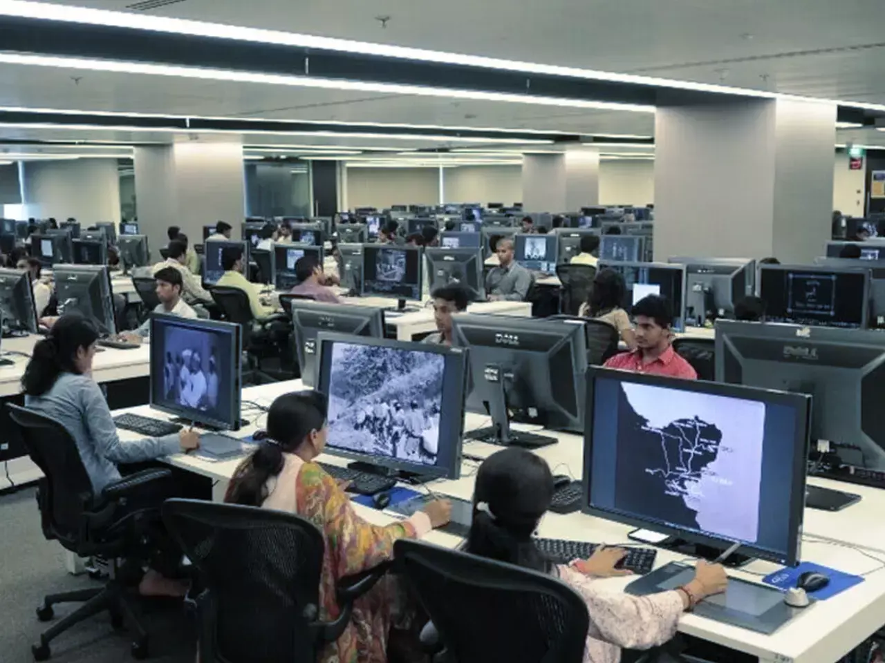 slight growth in the countrys services sector