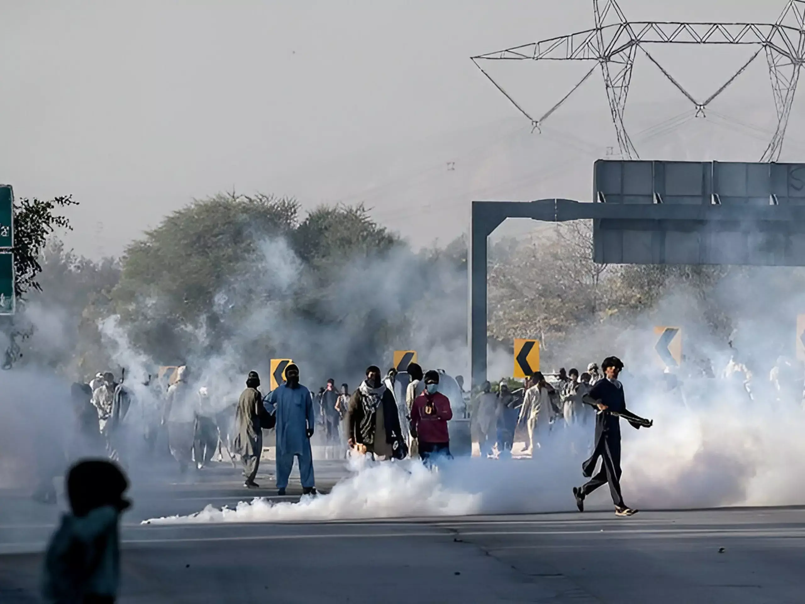 Map showing India Pakistan border with stock market down arrow and war background, representing geopolitical crisis 2026.