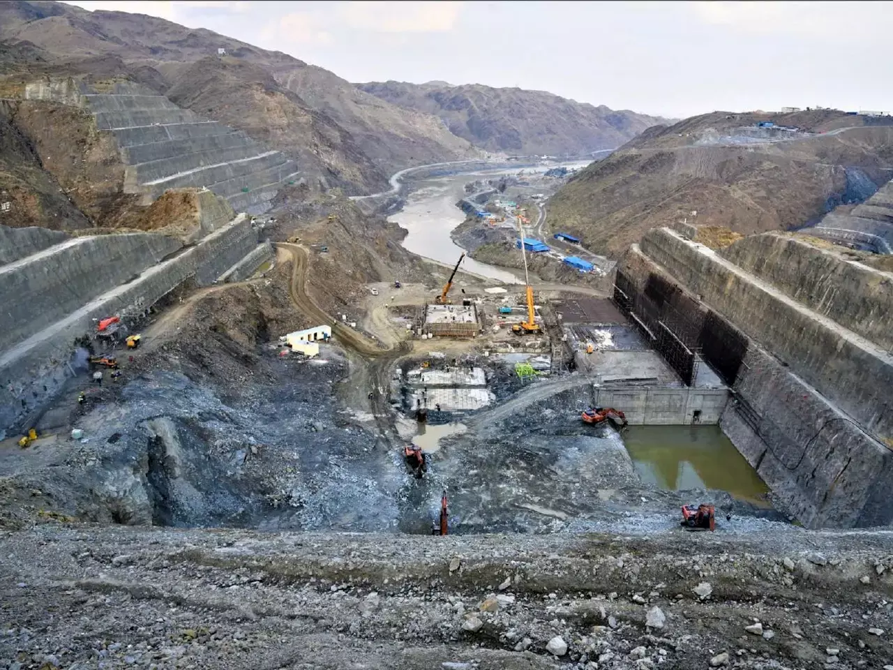 china speeds up dam construction in pakistan