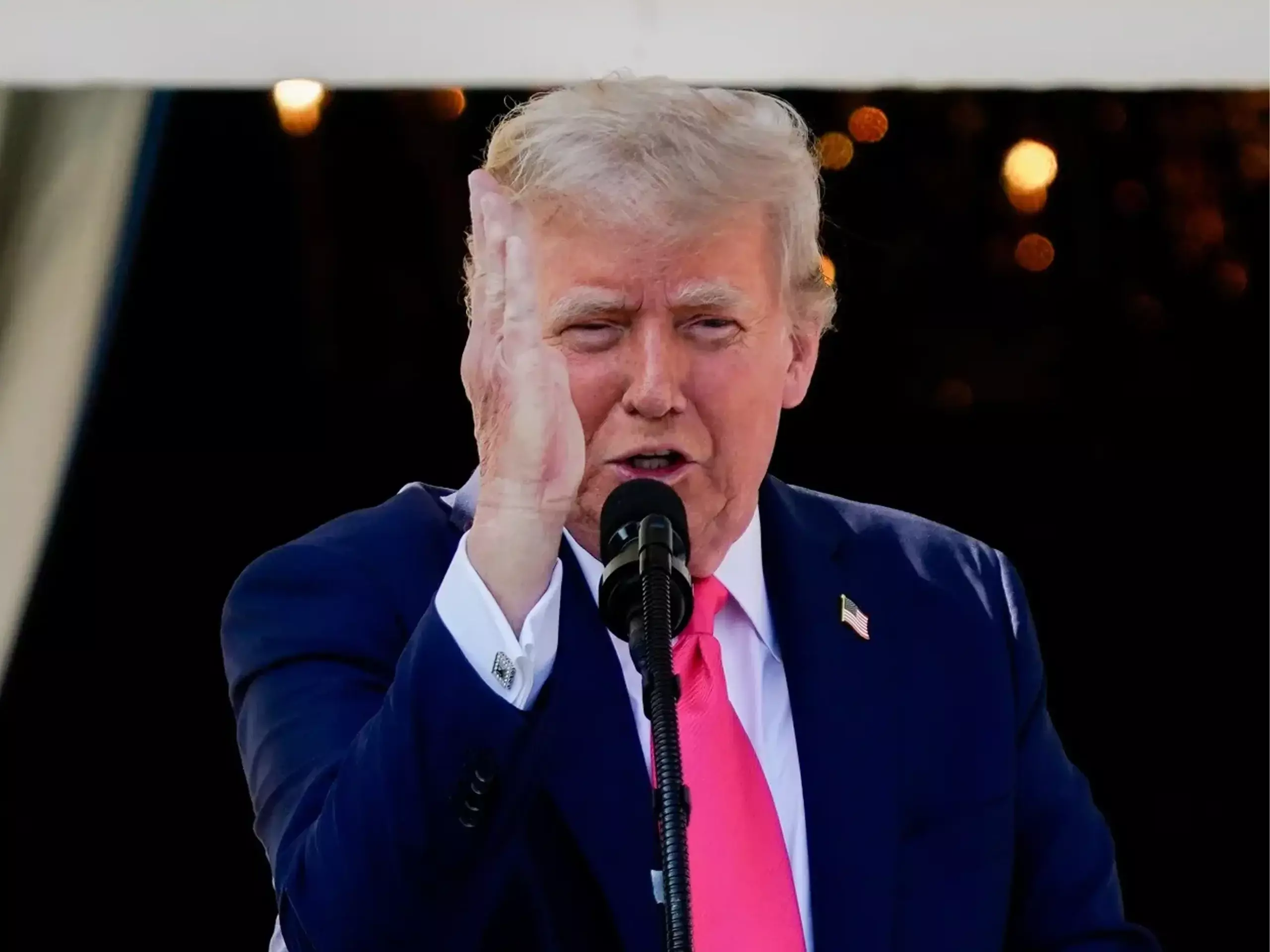 കരാറായില്ലെങ്കില് ഇറാന് ഇരുട്ടില്; എണ്ണക്കിണറുകളും പ്ലാന്റുകളും തകര്ക്കുമെന്ന് ട്രംപിന്റെ അന്ത്യശാസനം കരാറായില്ലെങ്കില് ഇറാന് ഇരുട്ടില്; എണ്ണക്കിണറുകളും പ്ലാന്റുകളും തകര്ക്കുമെന്ന് ട്രംപിന്റെ അന്ത്യശാസനം