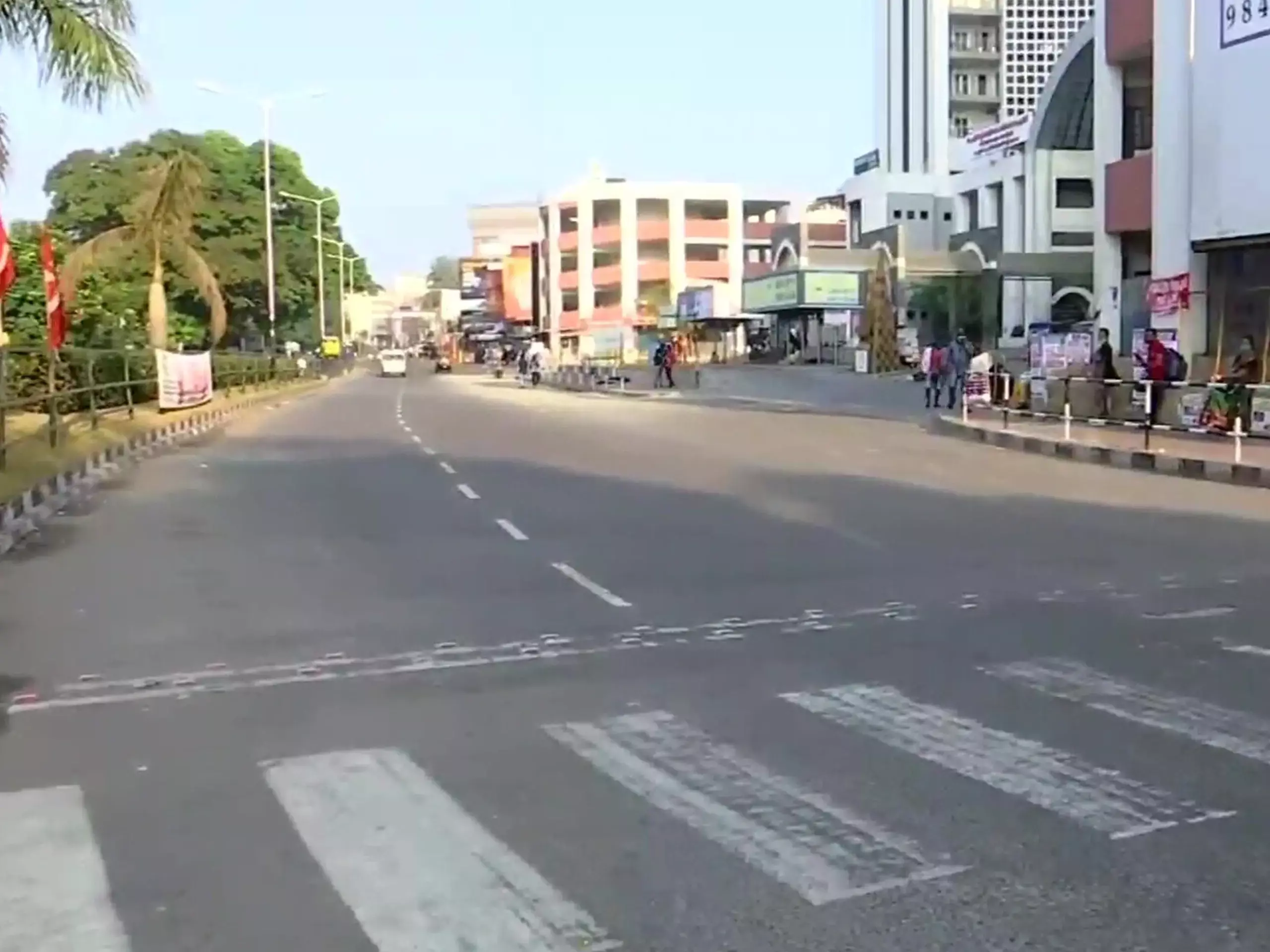 നാളെ പൊതു പണിമുടക്ക്; 25 കോടി   തൊഴിലാളികള്‍ പങ്കെടുക്കുമെന്ന് സംഘാടകര്‍