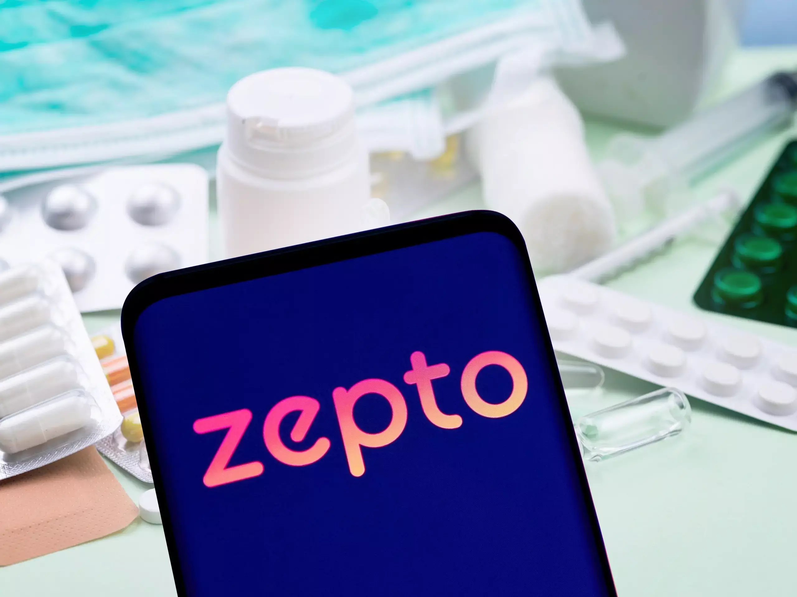 പത്ത് മിനിറ്റിനുള്ളില് മരുന്ന് വിതരണവുമായി സെപ്റ്റോ പത്ത് മിനിറ്റിനുള്ളില് മരുന്ന് വിതരണവുമായി സെപ്റ്റോ