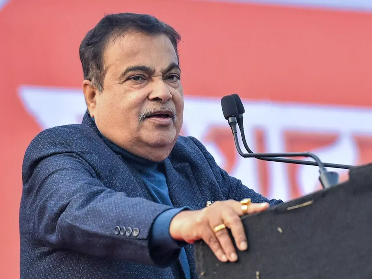 it is imperative to increase exports, says gadkari