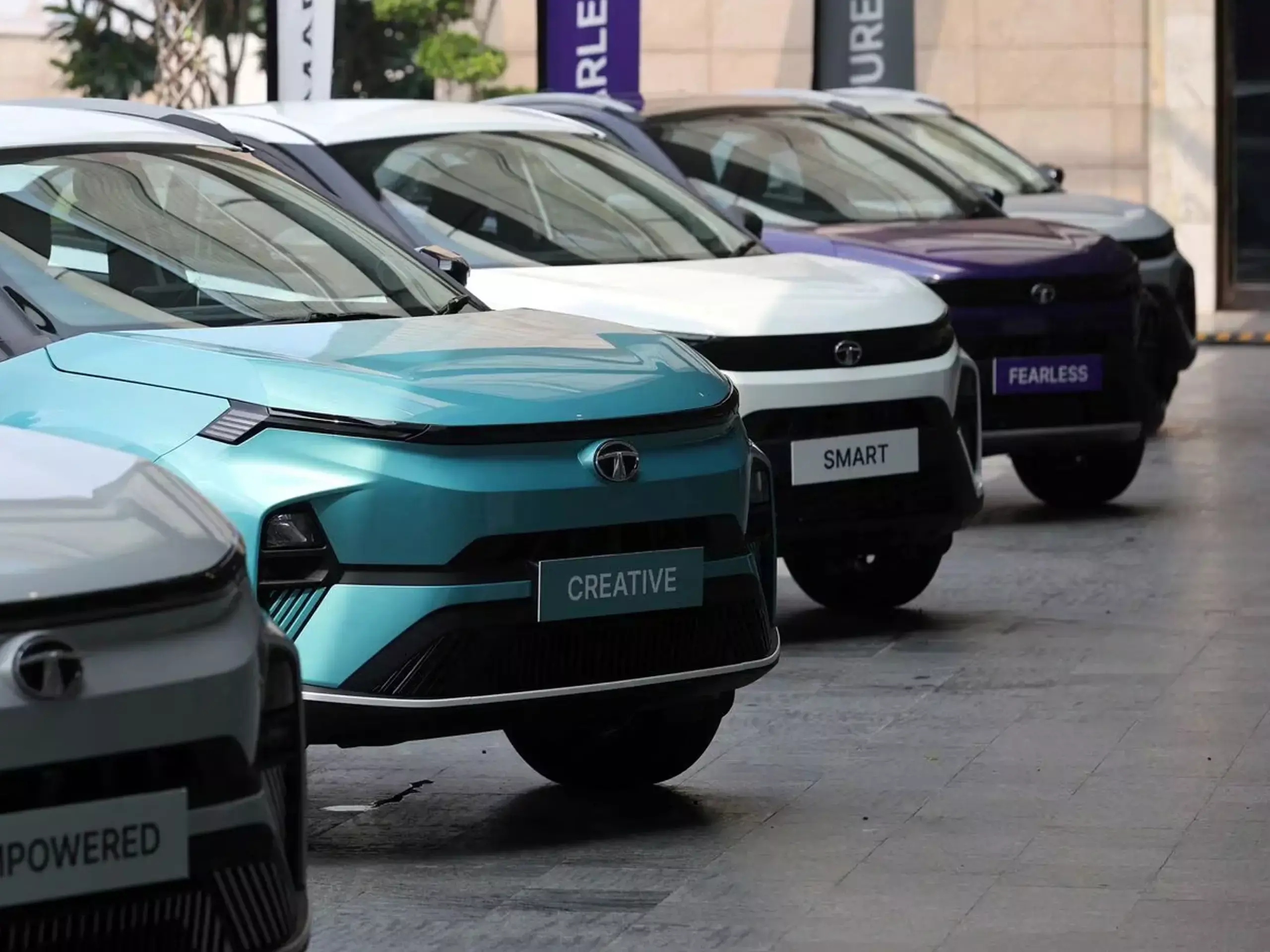 ഇവി വില്പ്പനയില് വന് കുതിപ്പ് ഇവി വില്പ്പനയില് വന് കുതിപ്പ്