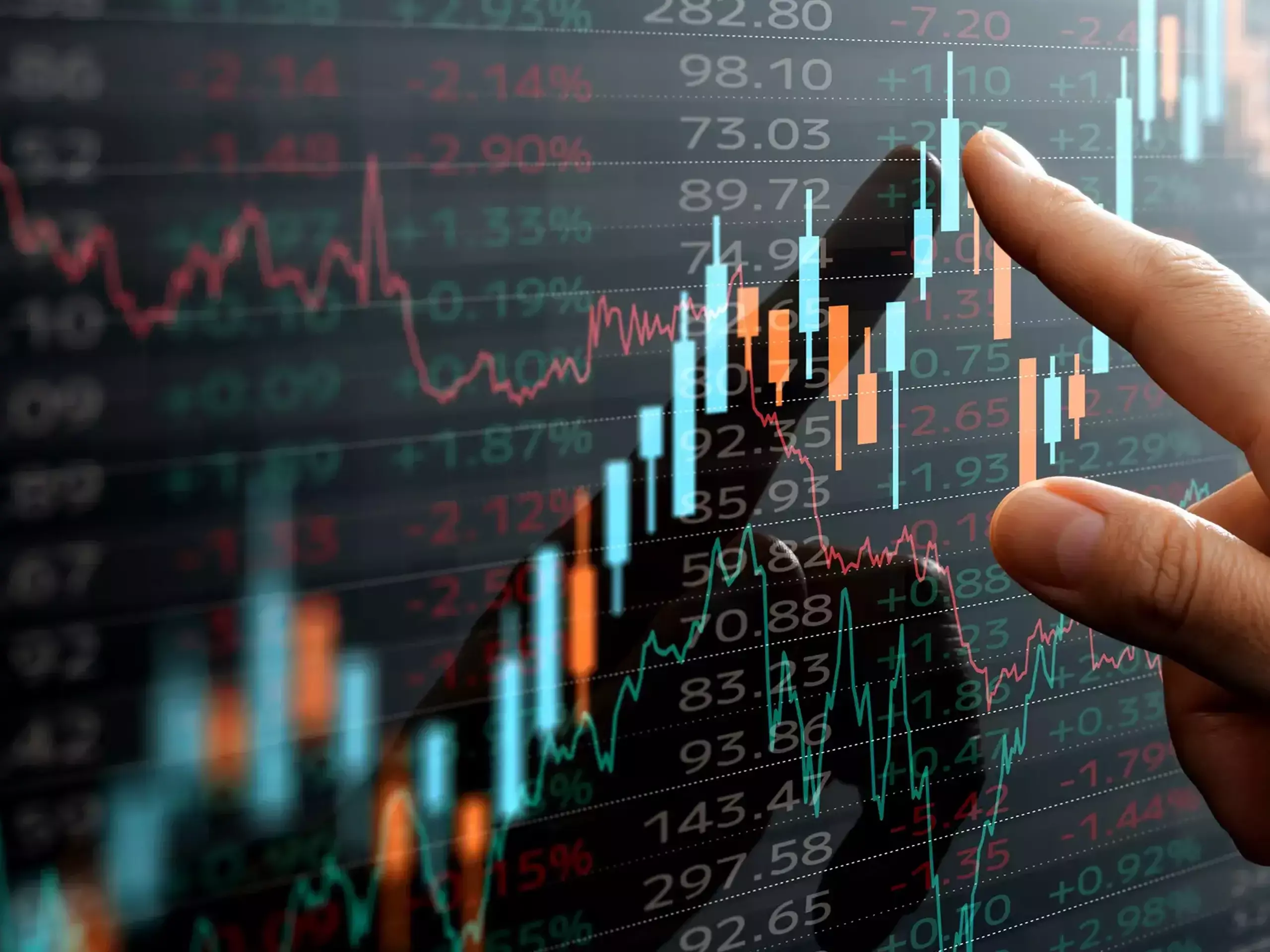 വീണ്ടും ​താരിഫ്; ഓഹരി വിപണി കൂപ്പുകുത്തി, സെന്‍സെക്‌സ് 700 പോയിന്റ് ഇടിഞ്ഞു