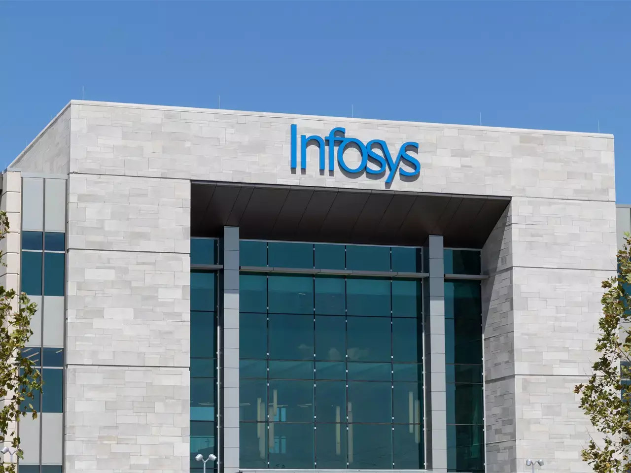 infosys buys back shares worth rs 18,000 crore
