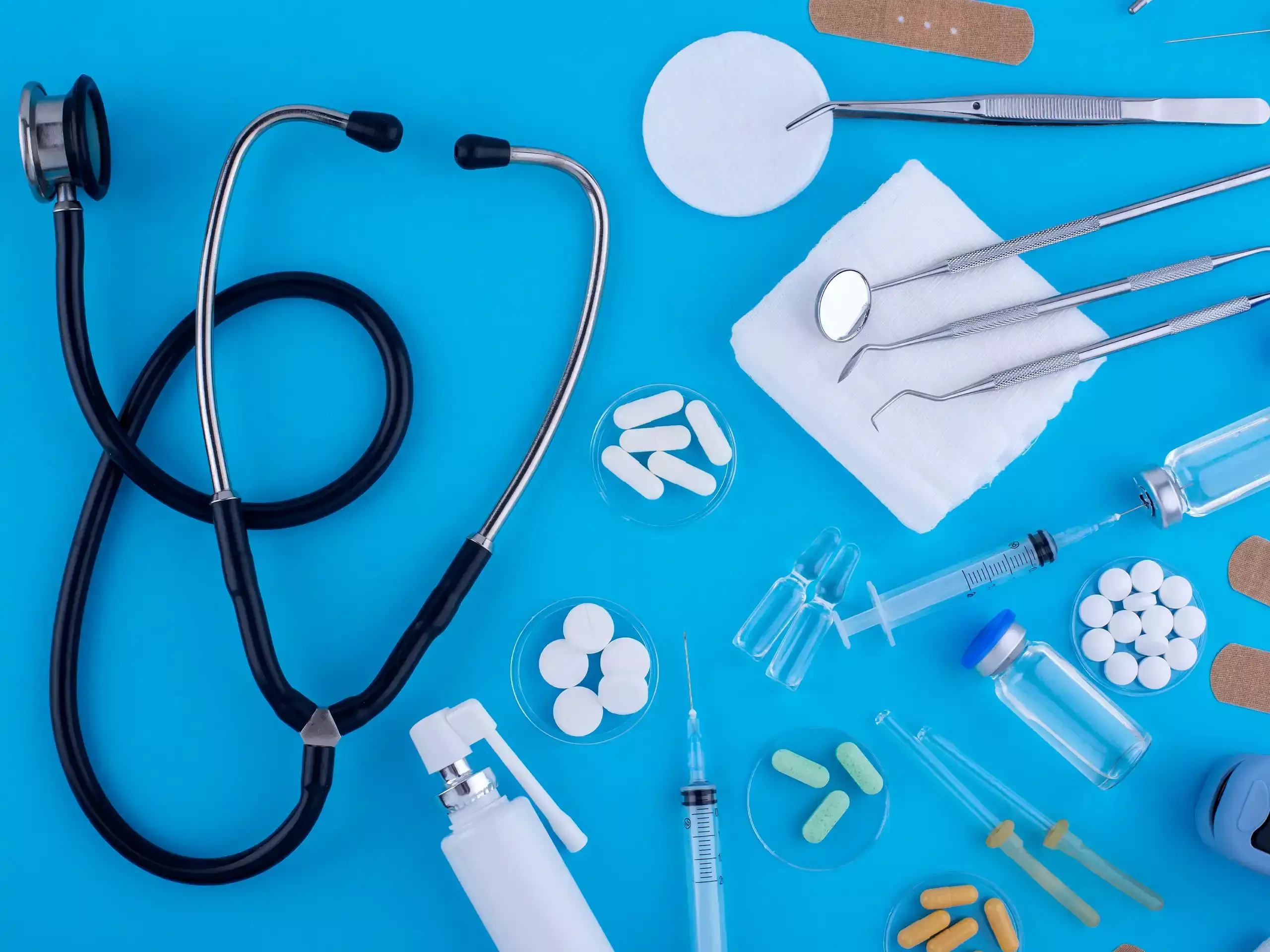 മെഡിക്കല്‍ ഉപകരണങ്ങളുടെയും  മരുന്നുകളുടെയും വില കുറയും