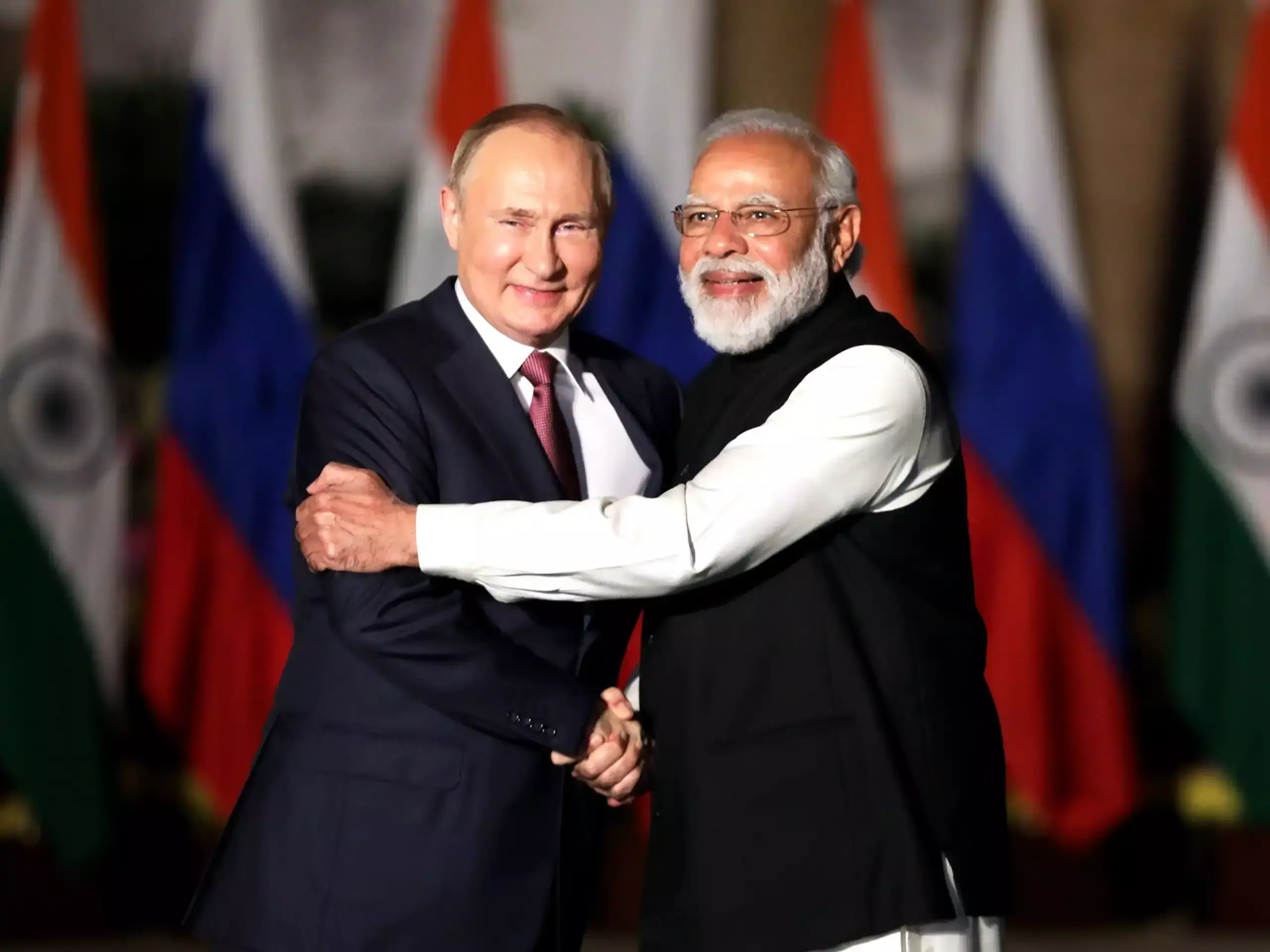 പുടിന്‍ വരുന്നു! ഇന്ത്യ- റഷ്യ ഭായ് ഭായ്, യുഎസ് വീണ്ടും പ്രതികാരത്തിനോ?