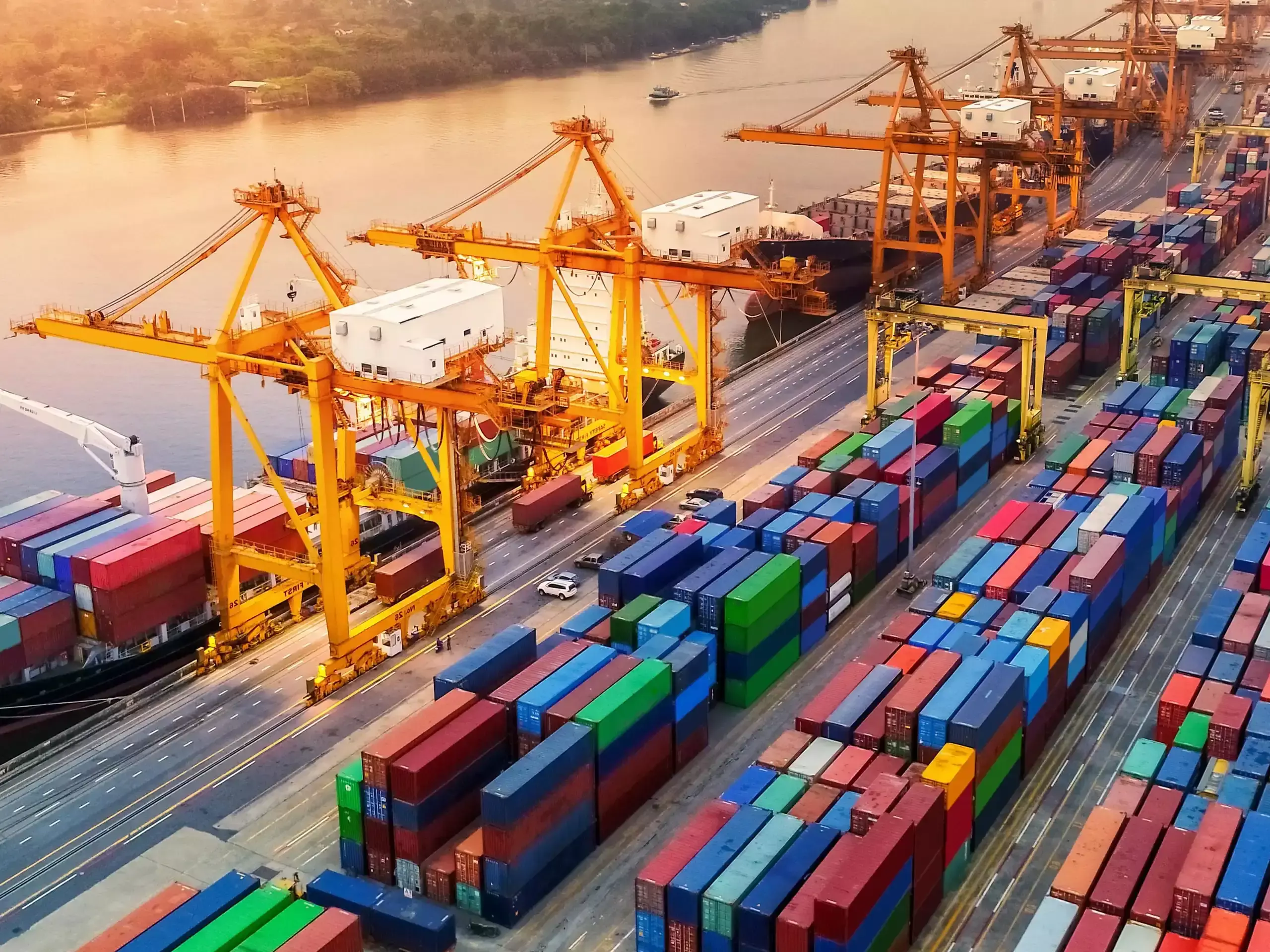 ഇന്ത്യയുടെ വ്യാപാരക്കമ്മി   28 ബില്യണ്‍ ഡോളറായി ഉയരുന്നു