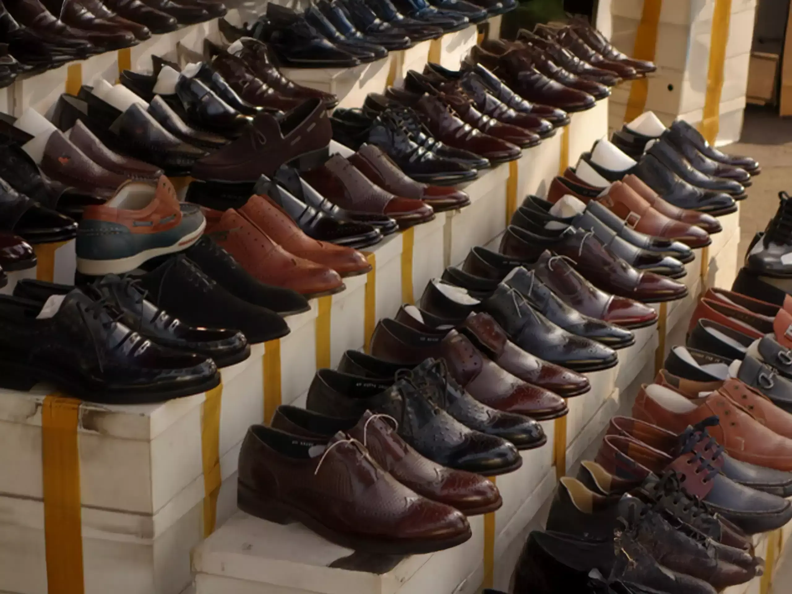 തുകല്‍ വ്യവസായം; വരുമാനം ഇടിയുമെന്ന് ക്രിസില്‍