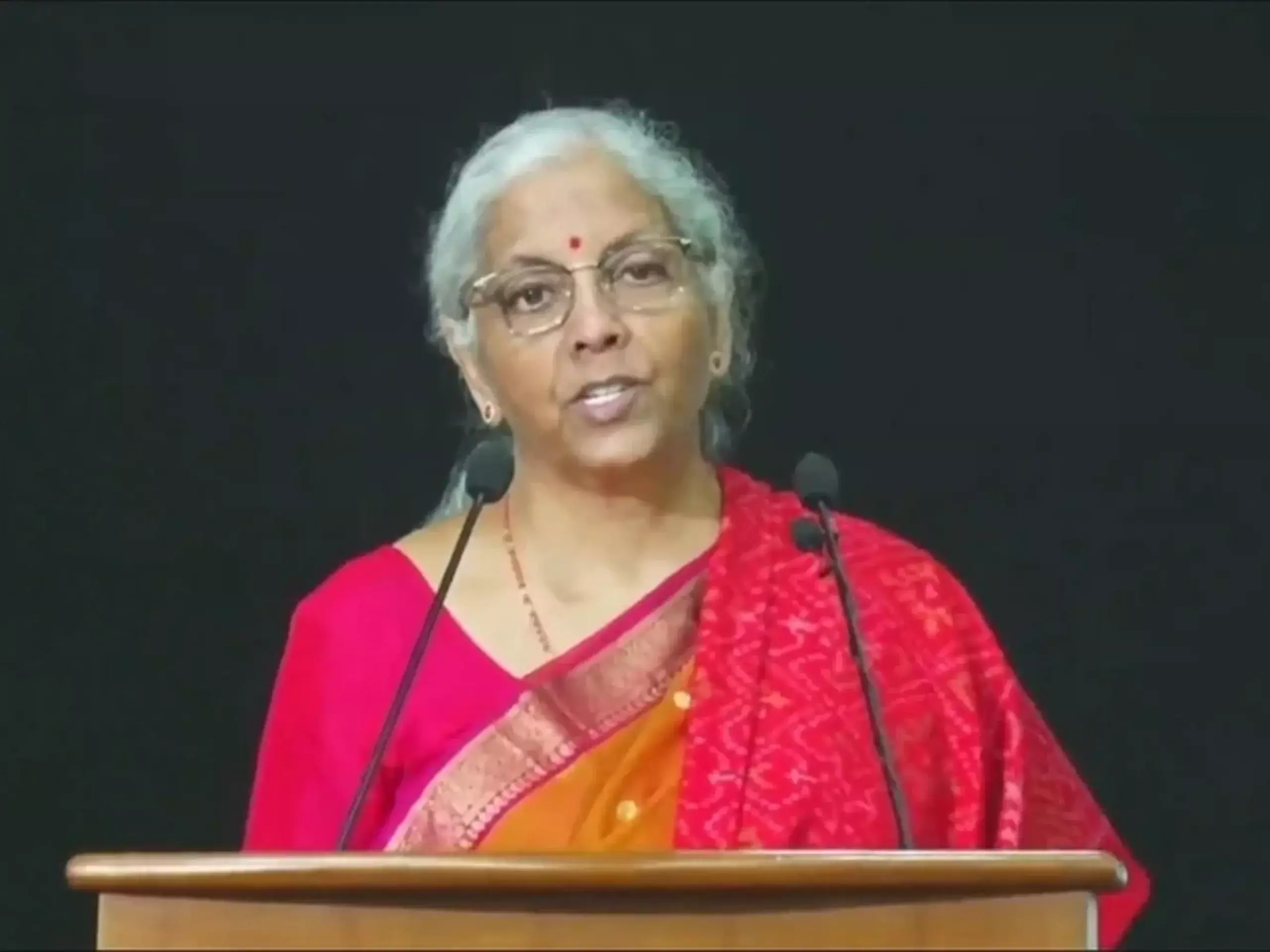 ധനക്കമ്മി: ലക്ഷ്യം കൈവരിക്കുമെന്ന് നിര്‍മ്മല സീതാരാമന്‍