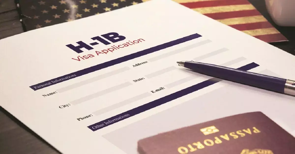 h 1b visa update:എച്ച് വണ്‍ബി, എച്ച് ഫോര്‍ വിസാ അപേക്ഷകര്‍ സോഷ്യല്‍മീഡിയാ അക്കൗണ്ടുകള്‍ പരസ്യപ്പെടുത്തണമെന്ന് യുഎസ്