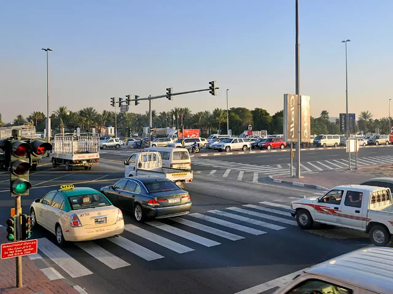 sharjah traffic signals