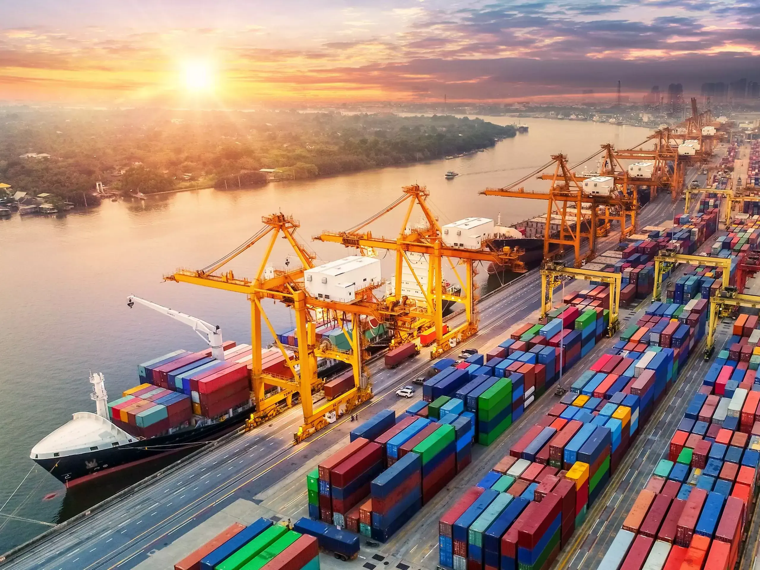 പകര തീരുവ വിലപ്പോയില്ല; കയറ്റുമതി പത്ത് വര്ഷത്തെ ഉയര്ന്ന നിരക്കില് പകര തീരുവ വിലപ്പോയില്ല; കയറ്റുമതി പത്ത് വര്ഷത്തെ ഉയര്ന്ന നിരക്കില്