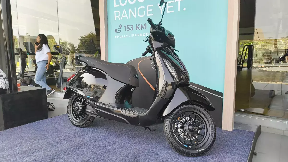 What are reverse mode electric scooters?