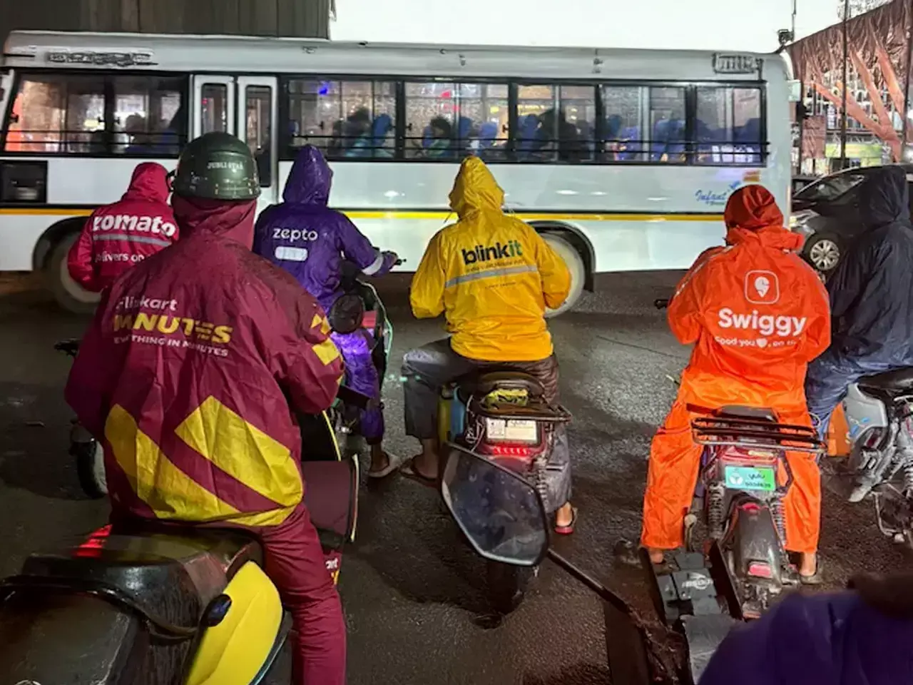 അവസാന നിമിഷം വരെ കാത്തിരിക്കരുത്;  ക്വിക്ക് ഡെലിവറി ഇനി വൈകിയേക്കും